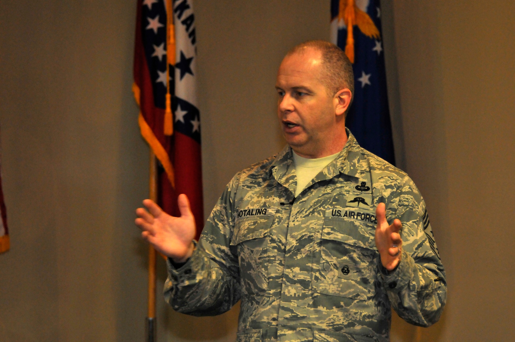 Air National Guard Command Chief Master Sgt. James W. Hotaling speaks to the Airmen of the 188th Fighter Wing at Ebbing Air National Guard Base, Fort Smith, Ark., April 5, 2014. Chief Master Sgt. Hotaling visited the 188th, met with Airmen and wing leadership before touring the unit’s facilities. (U.S. Air National Guard photo by Airman 1st Class Cody Martin/Released)