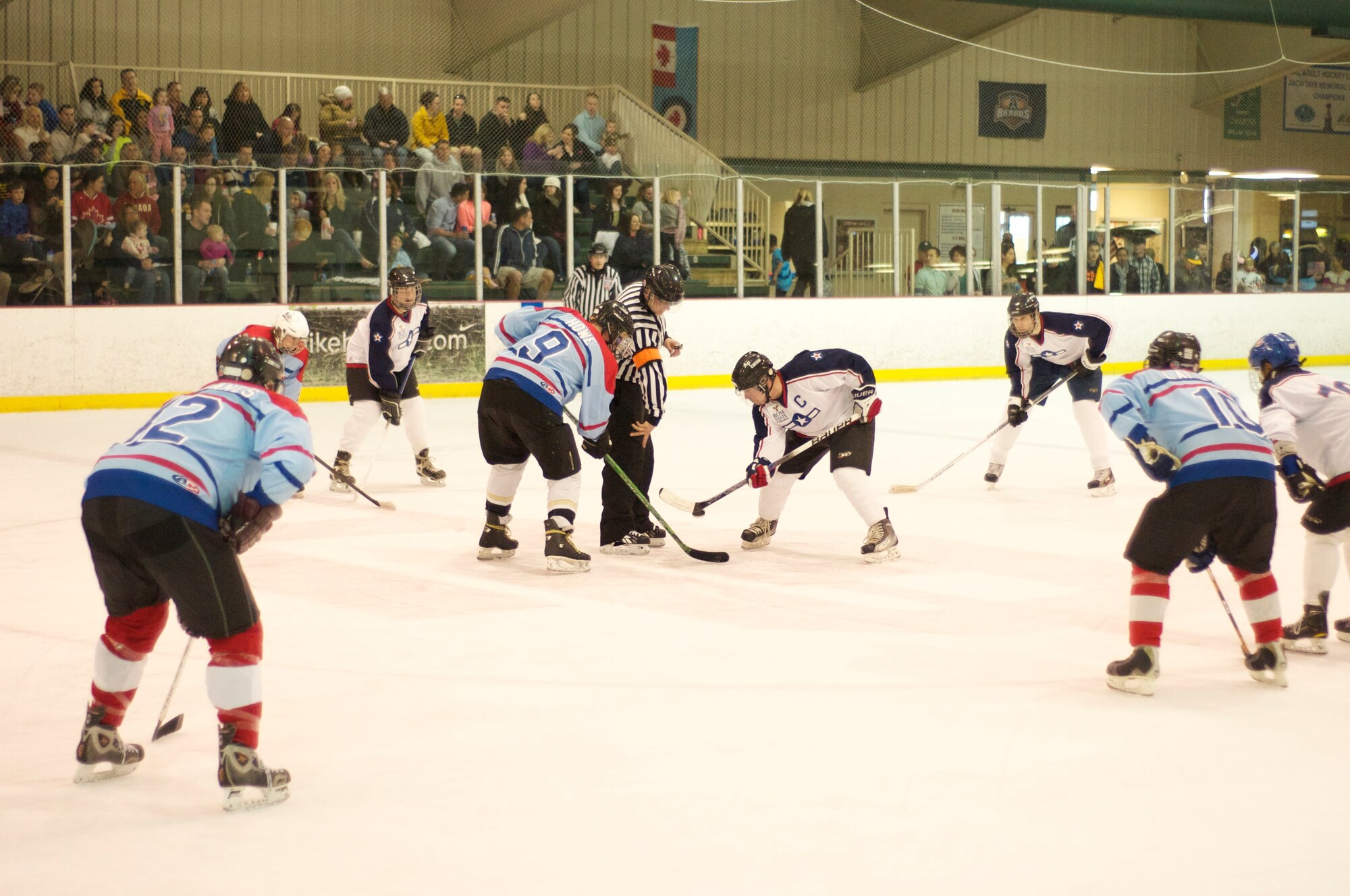 The sixth annual Can/Am Cup, which pits the American contingent of the 552nd Air Control Wing against the ACW’s Canadian detachment, was played March 28 at the Blazers Ice Centre. The U.S. won the game, 7-0. (Air Force photo by Chad Jespersen)