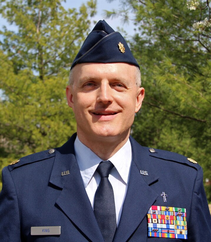 Chaplain (Maj.) Stuart King, 932nd Airlift Wing, recently completed the Wing Chaplain Course offered at the Chaplain Corps College, Fort Jackson, S.C. and is now the 932nd AW Wing Chaplain.  King presides over Catholic Mass services at Chapel Two during monthly unit training assemblies.   (U.S. Air Force photo/Staff Sgt. Meiko Schill.)