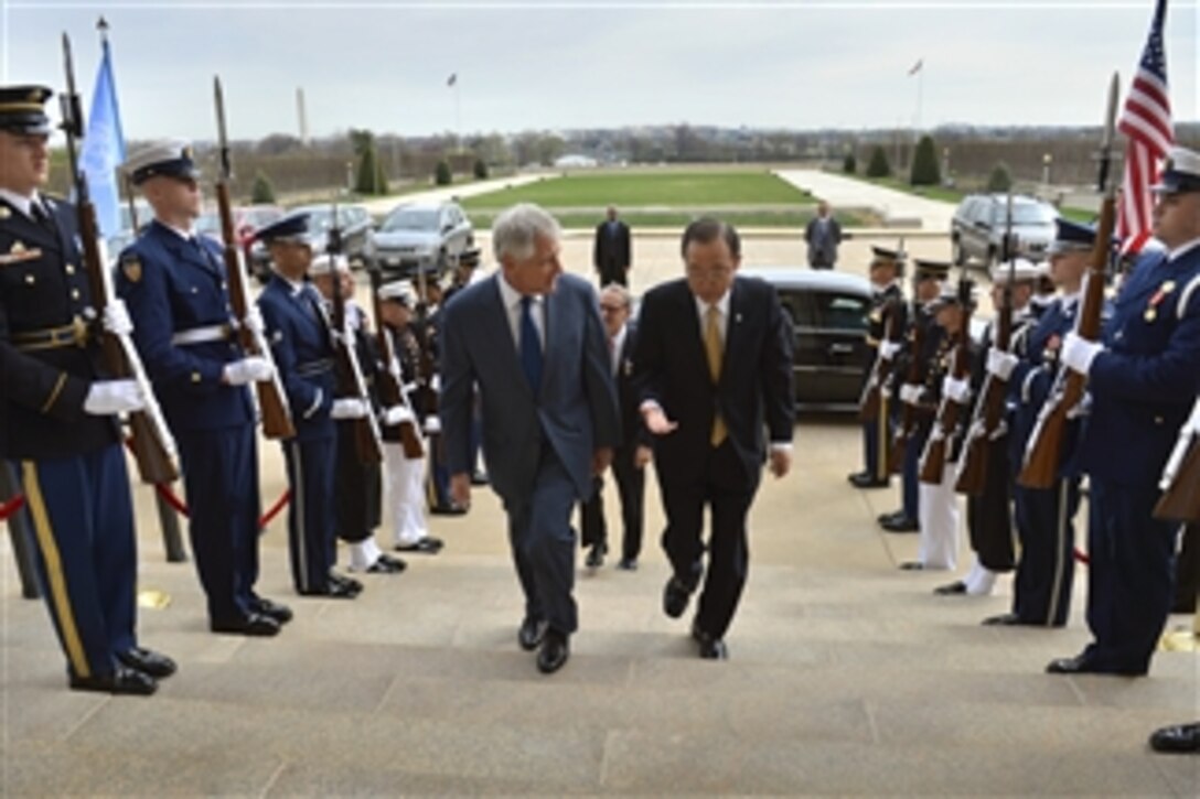 U.S. Defense Secretary Chuck Hagel, left, hosts an honor cordon to welcome U.N. Secretary-General Ban Ki-moon to the Pentagon, April 11, 2014. The two leaders met to discuss issues of mutual importance.