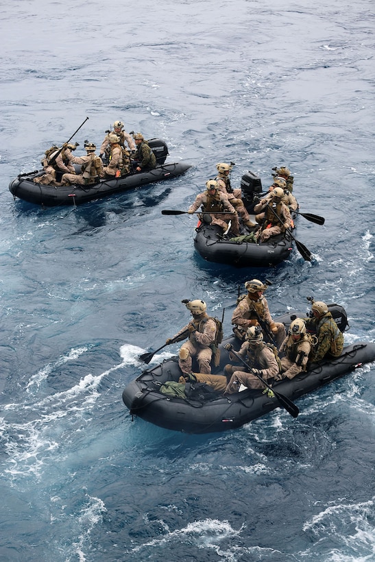 11th MEU raid force conducts VBSS