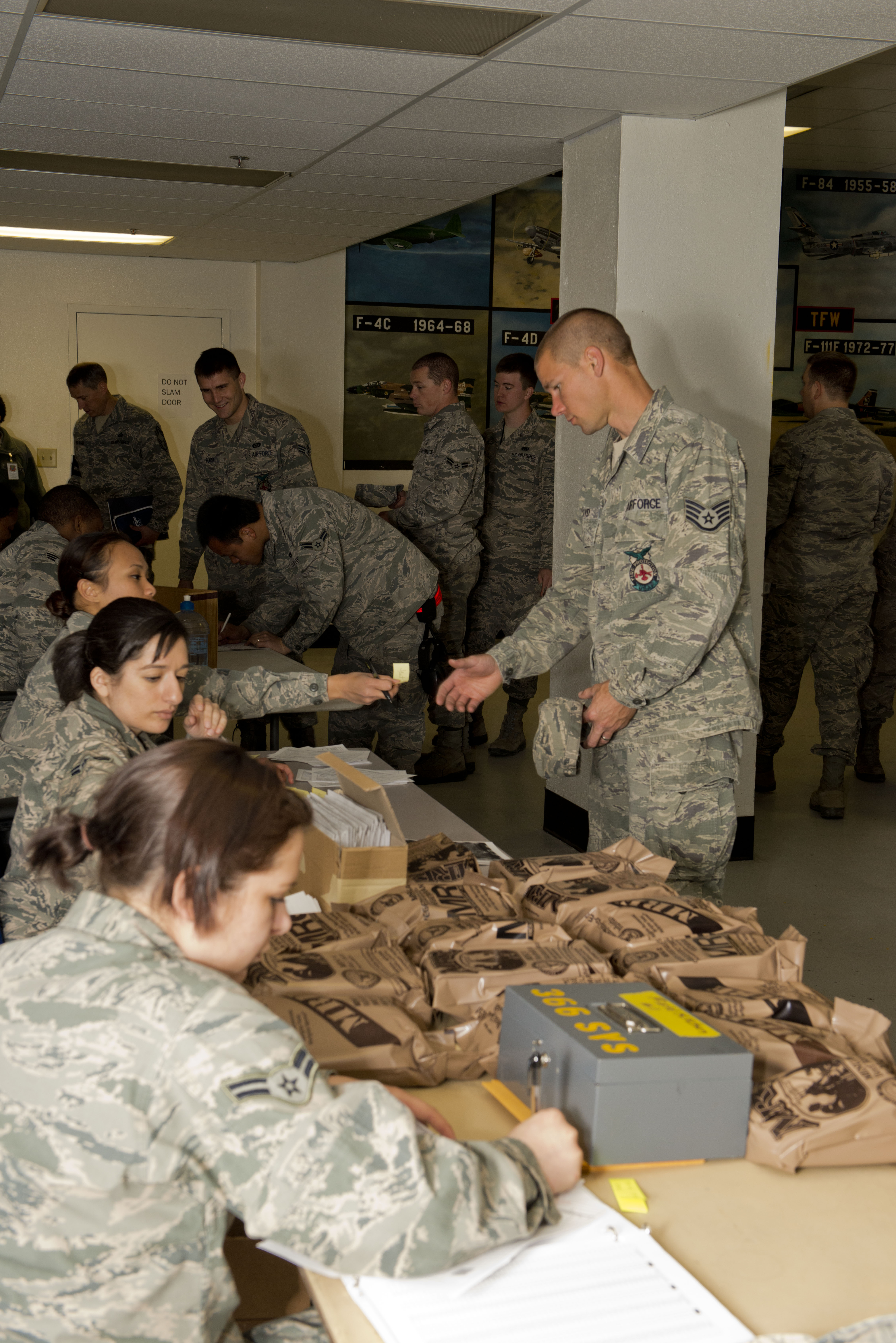 Mountain Home Airmen mobilize for exercise > Mountain Home Air Force