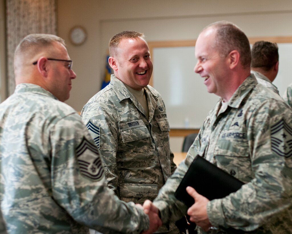 Chief Master Sgt. James Hotaling, Command Chief of the Air National Guard says good-bye to Senior Staff and Chiefs from the 133rd Airlift Wing in St. Paul Minn., Apr. 12, 2014. Chief Hotaling visited the wing to discuss the health of the Air Force, our commitment to the Profession of Arms and answered questions from Airmen. (U.S. Air National Guard photo by Staff Sgt. Austen Adriaens/Released)