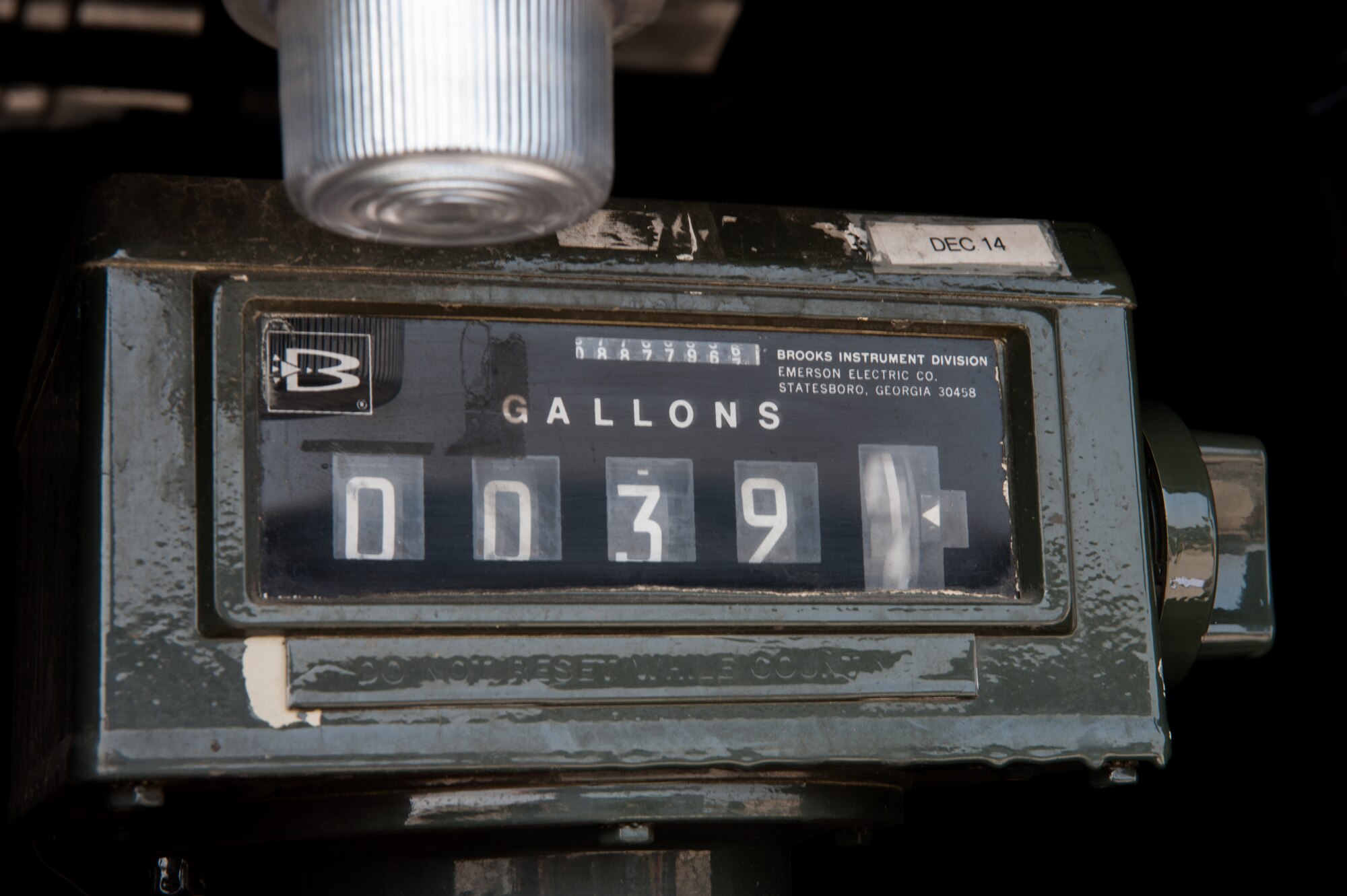 A counter tracks gallons of jet fuel during refueling at Kunsan Air Base, Republic of Korea, April 10, 2014. The 8th Logistics Readiness Squadron fuels management flight keeps the Wolf Pack running by delivering fuel where it is needed. (U.S. Air Force photo by Staff Sgt. Clayton Lenhardt/Released)