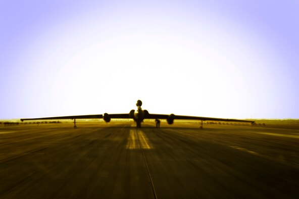 Lt. Col. Jeff Klosky sits inside a U-2 preparing for his flight April 20, 2014, at a flightline in Southwest Asia. The flight marked Klosky’s 2,500th hour of flight in the U-2. (U.S. Air Force photo/Tech. Sgt. Russ Scalf)