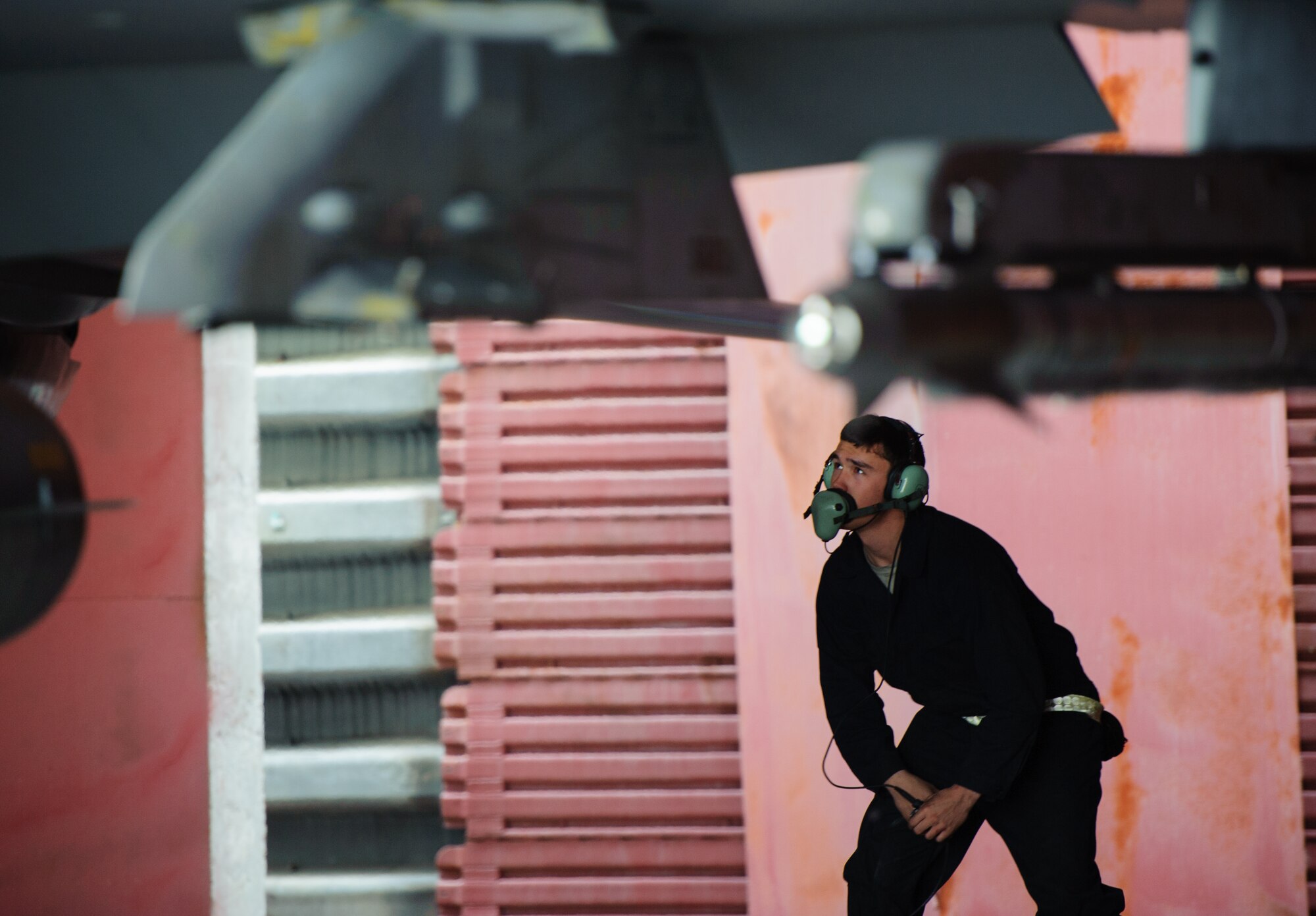 Airman 1st Class Justin Low, 80th Aircraft Maintenance Unit crew chief, ensures an F-16 Fighting Falcon is ready for flight during the 12th Max Thunder at Gwangju Air Base, Republic of Korea, April 22, 2014. The two-week exercise is the air component-led portion of Exercise Foal Eagle and trains both ROK and U.S. Airmen on aerial training. (U.S. Air Force photo by Senior Airman Armando A. Schwier-Morales/Released)