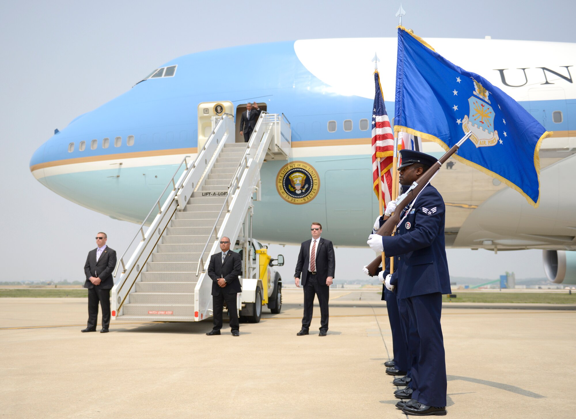 President Barack Obama arrives at Osan Air Base, Republic of Korea, April 25, 2014.  This marks Obama's fifth trip to Asia as he focuses on the Asia-Pacific region and rebalancing the world's largest emerging region.  The President is also scheduled to visit Malaysia and the Philippines. (U.S. Air Force photo/Tech. Sgt. Micky M. Bazaldua)