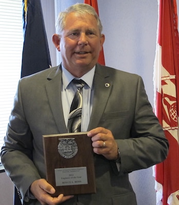 Boyce Ross, director, Huntsville Center Engineering Directorate, received Huntsville Post's SAME Engineer of the Year Award April 17, 2014.