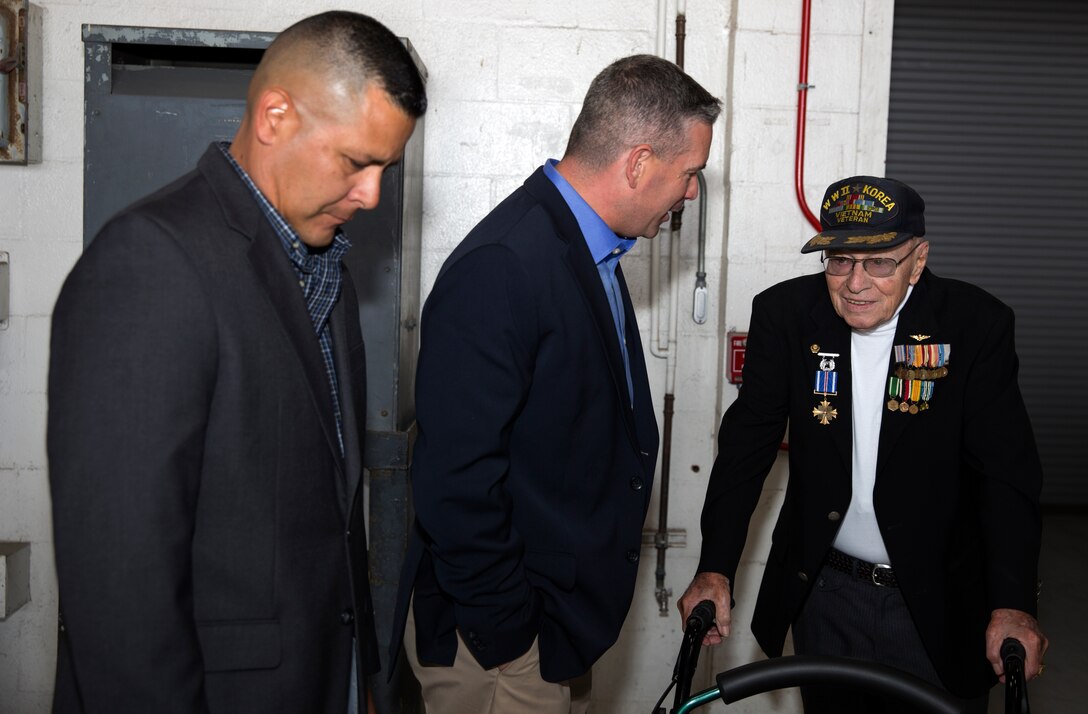 Lt. Col. Jacob Matt, center, Marine Heavy Helicopter Squadron (HMH) 462 commanding officer and Sgt. Maj. Rudy Tobias, left, HMH-462 squadron sergeant major, greet retired Lt. Col. William Duncan, former HMH-462 commanding officer from 1963 to 1964, during the squadron’s 70th Anniversary celebration aboard Marine Corps Air Station Miramar, Calif., April 26. Duncan shared some of his fondest memories with the squadron. One of them included a flight mission flown into the Grand Canyon National Park by five CH-37s.
