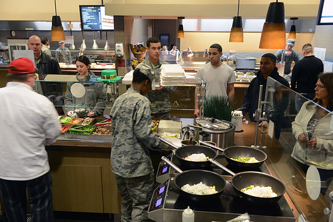 DFAC prepares sustenance for JBER service members