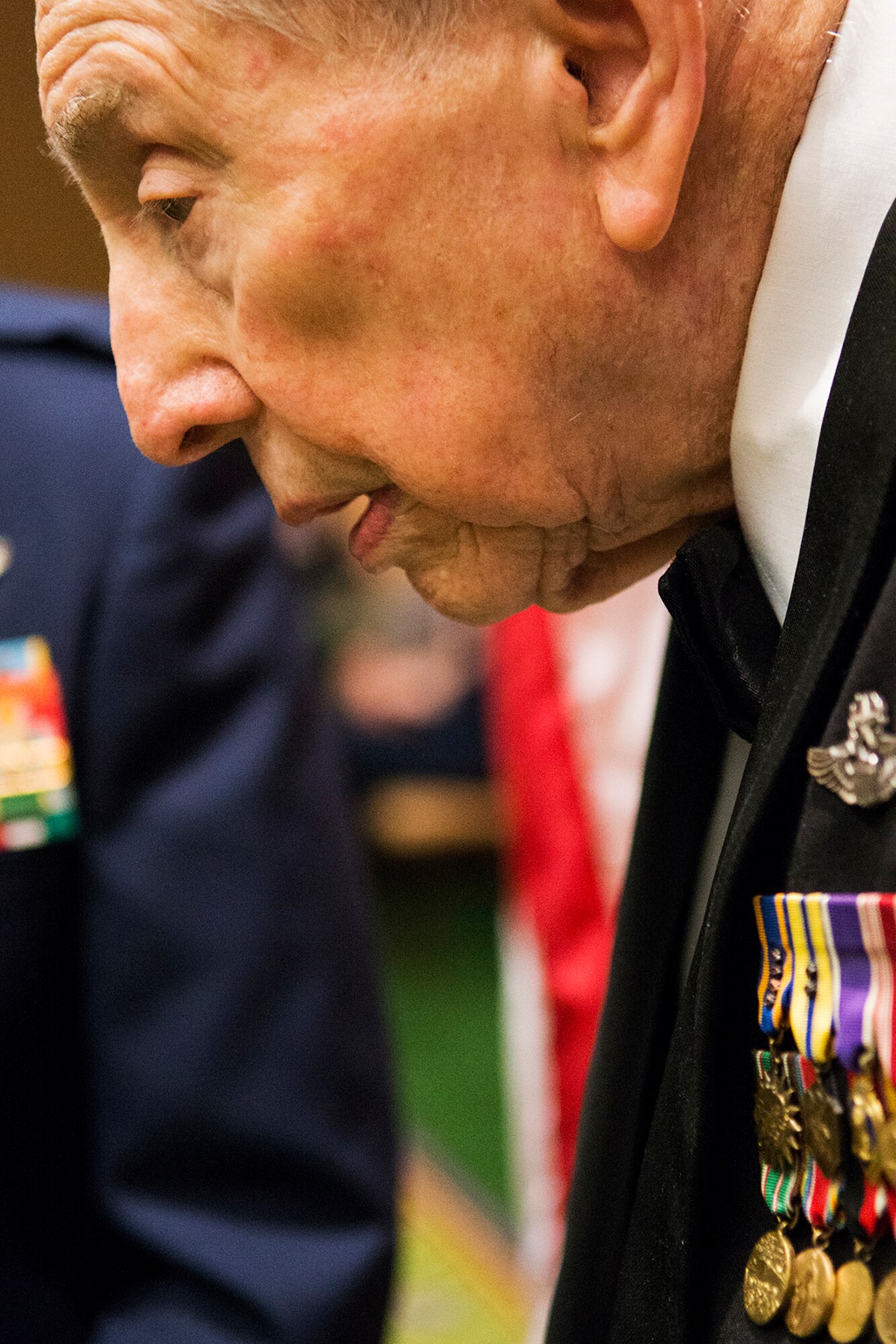Retired U.S. Air Force Lt. Col. Charles Screws attends the 307th Bomb Wing Combined Bomber/Tanker Reunion dinner, April 26, 2014, Bossier City, La. Screws flew the P-47 Thunderbolt in World War II and later piloted the B-29 Superfortress during the Korean War. (U.S. Air Force photo by Master Sgt. Greg Steele/Released)