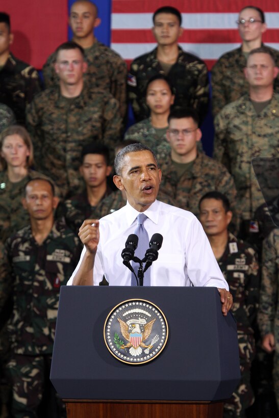 U.S. President Barack Obama speaks to Armed Forces of the Philippines and U.S. service members at the Fort Bonifacio Gymnasium in Manila April 29, 2014.  The president was in Manila during his fifth trip to Asia, where he said he was in the Philippines to “reaffirm our enduring alliance between our two countries."
