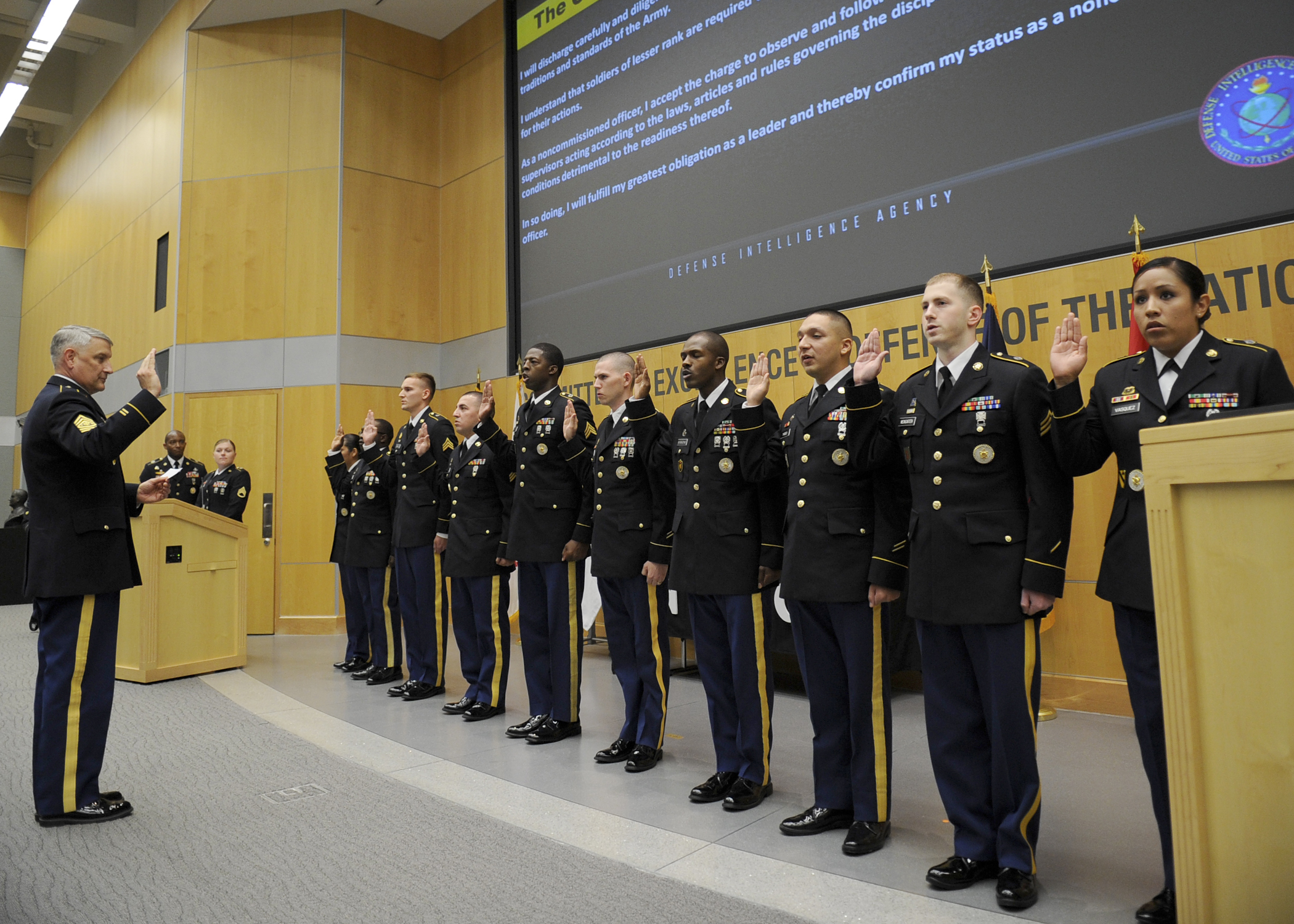 Dia Holds Its First Army Nco Induction Ceremony Defense Intelligence
