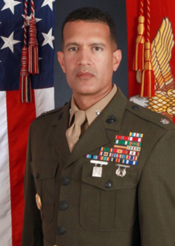 Bio LtCol David E. Jones