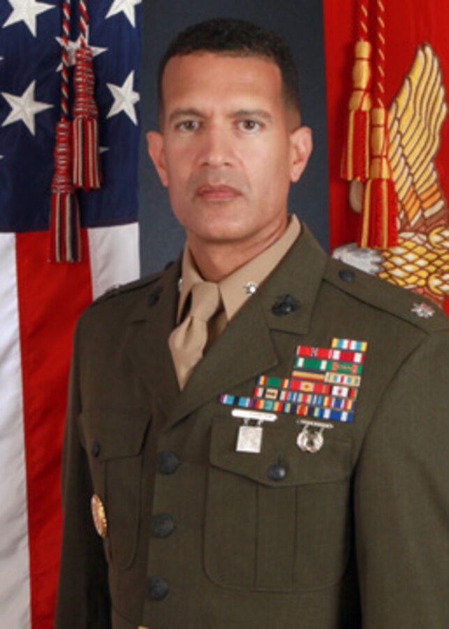 Bio LtCol David E. Jones