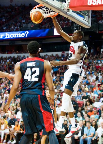 USA Basketball Men’s National Team forward Kevin Durant dunks the ball during an intra-squad scrimmage at the Thomas and Mack Center in Las Vegas, August 1, 2014. The team will continue to play exhibition games until August 30, when they will begin preliminary round play of the 2014 International Basketball Federation World Cup. (U.S. Air Force photo by Airman 1st Class Thomas Spangler)