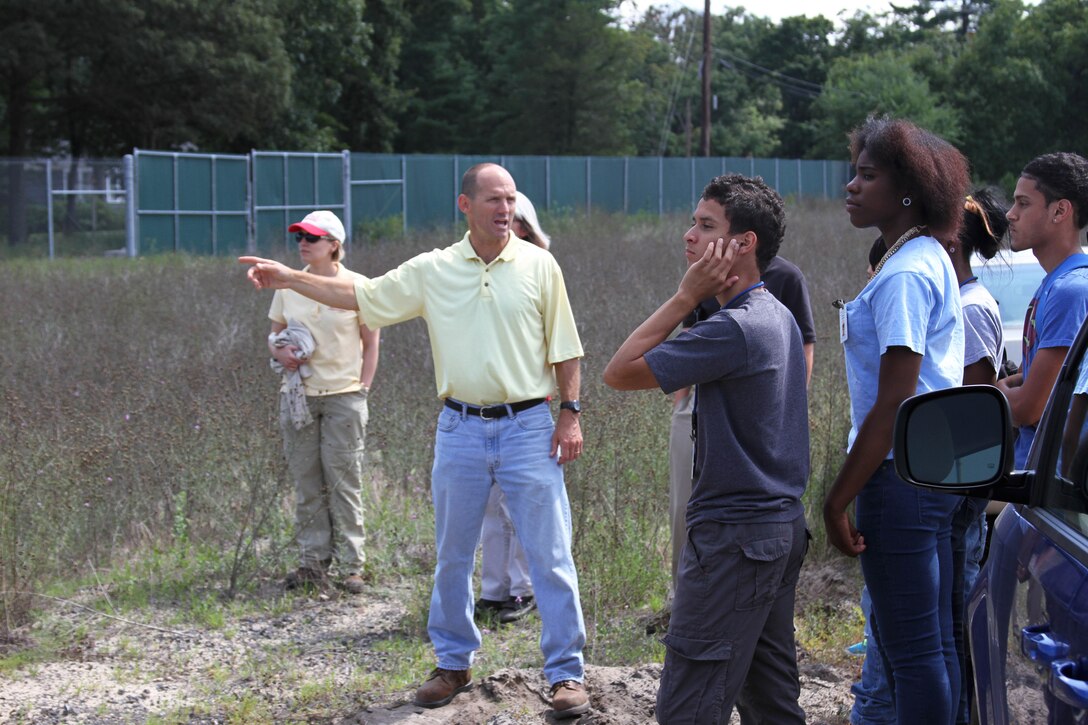 Project Engineer Steve Creighton spoke with students about the history of environmental cleanup at the Vineland Chemical Company Superfund Site during a visit in August of 2014. The students are part of the Camden County Municipal Utilities Authority Green Intern Program.