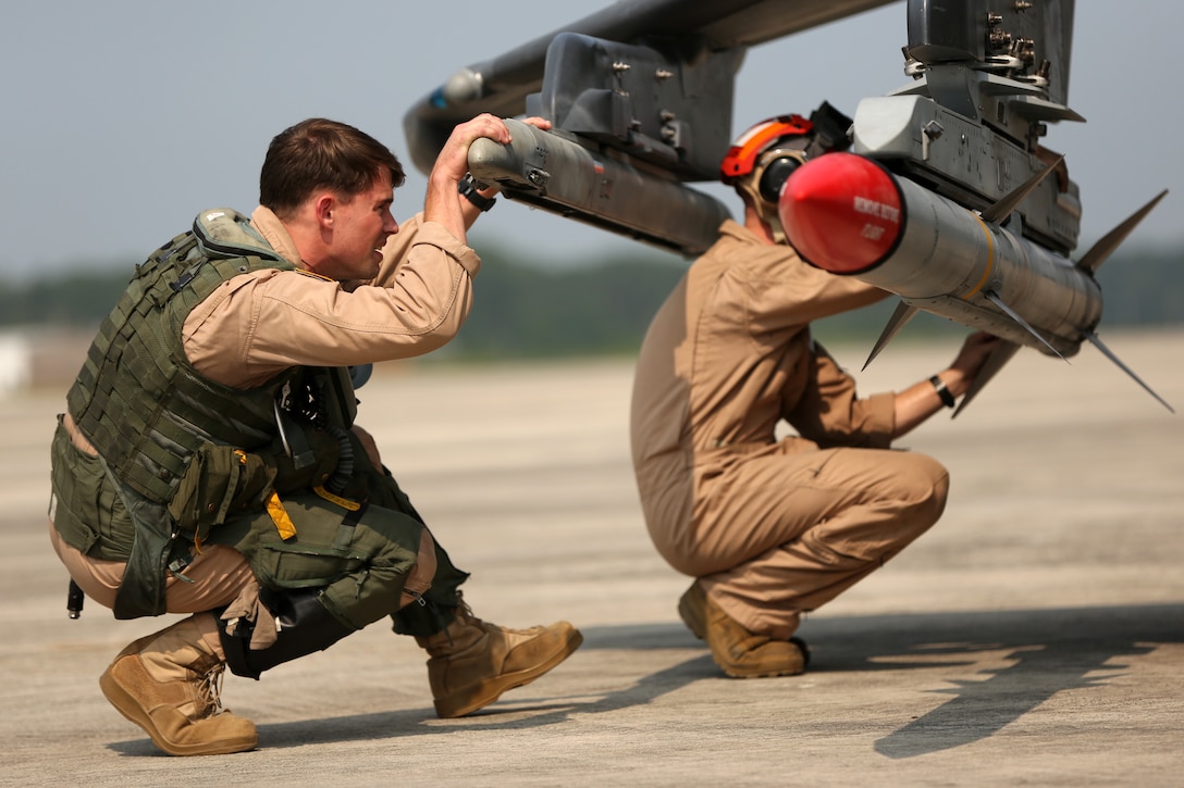 VMA-223 Conducts First East Coast Harrier Squadron AMRAAM Exercise