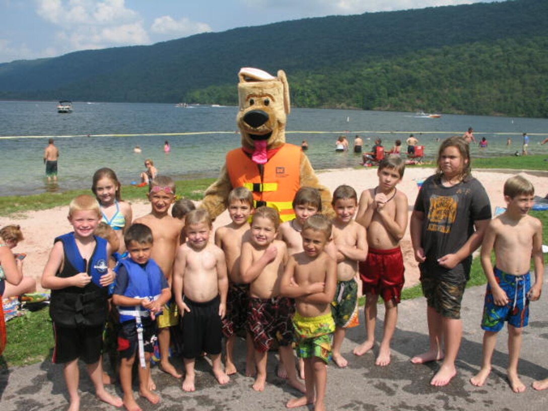 Bobber the water safety dog visited the Seven Points Beach on August 10th. 