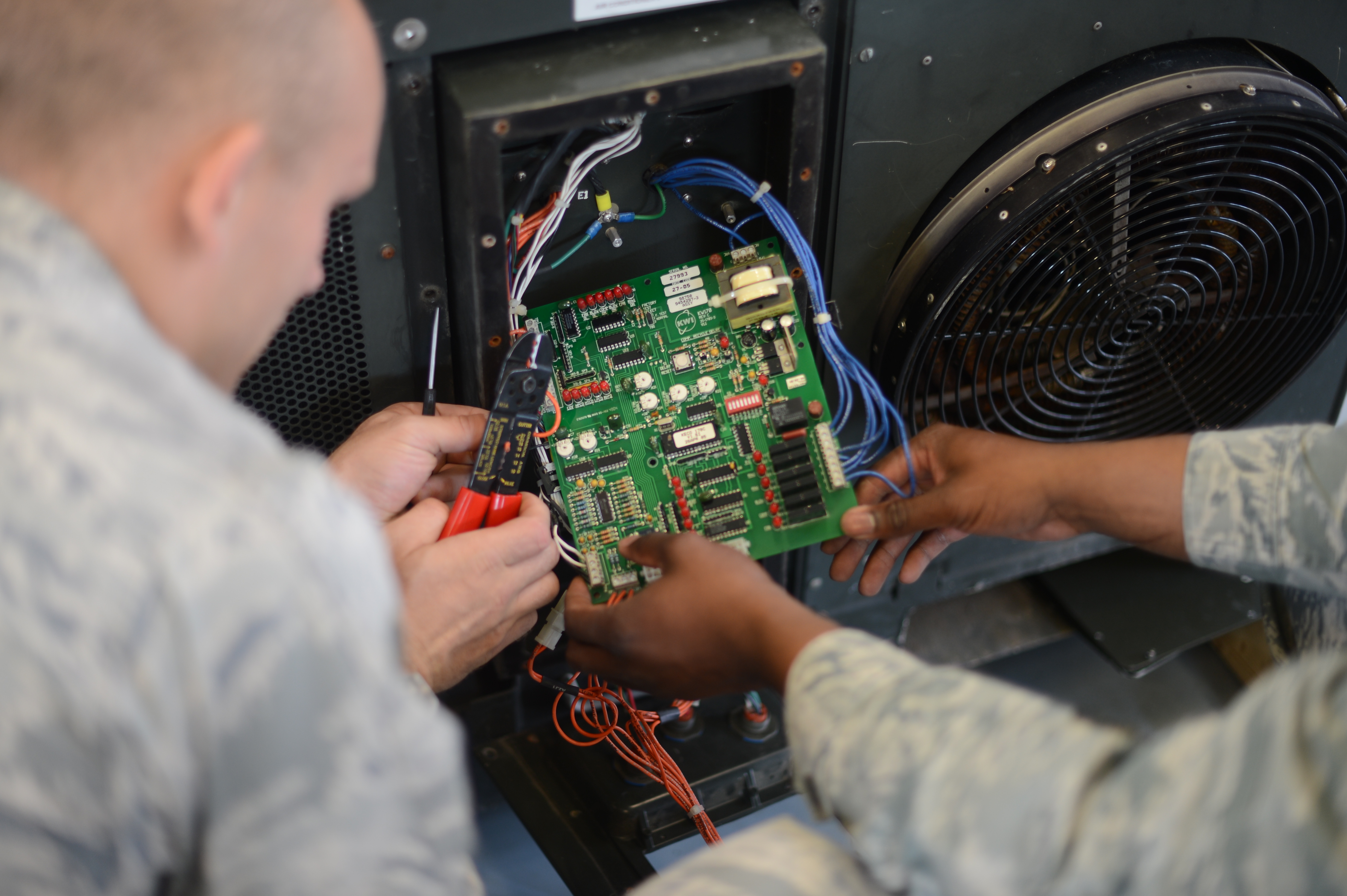 HVAC Airmen refresh contingency skills > Ramstein Air Base > Display