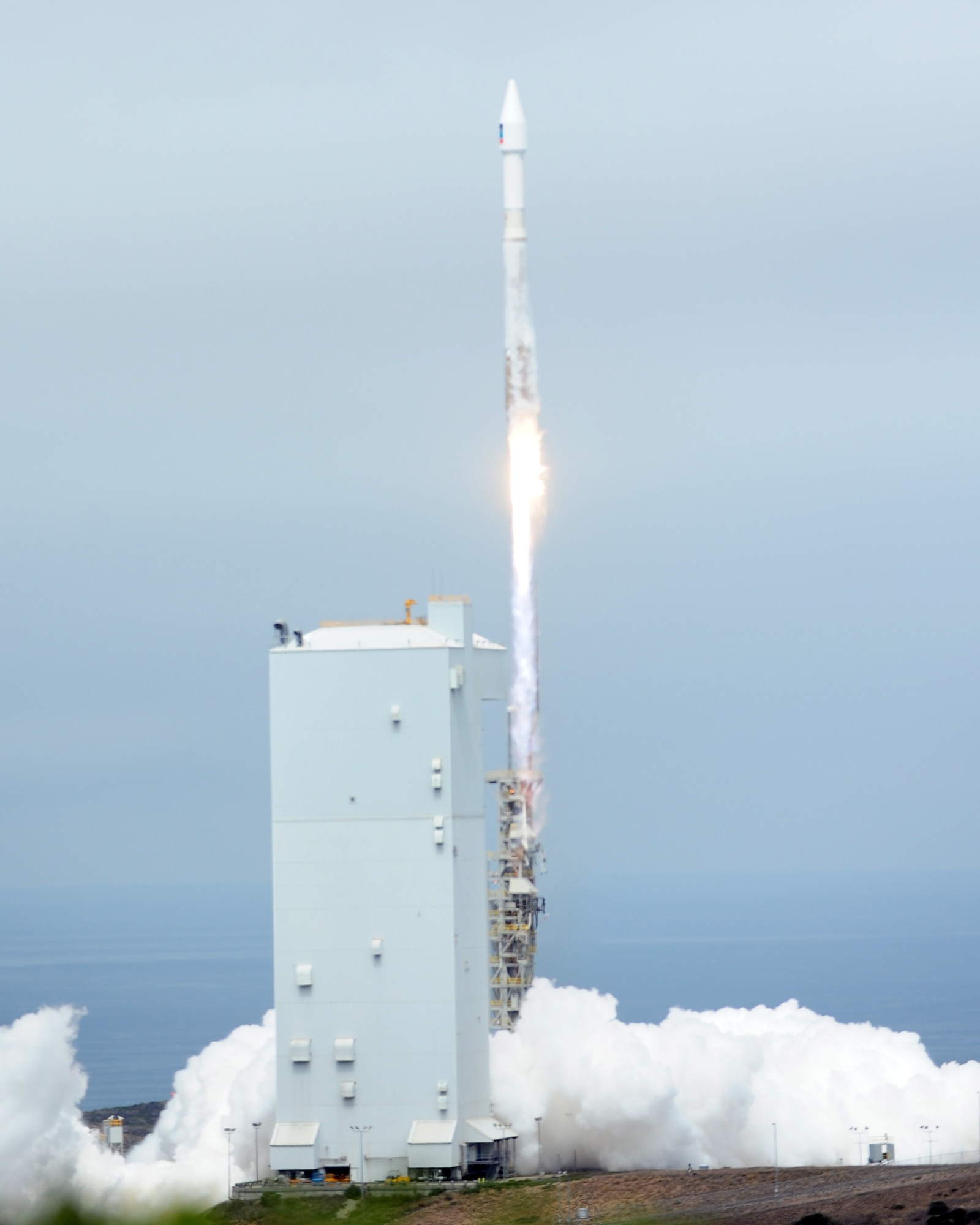 A United Launch Alliance Atlas V rocket carrying a DigitalGlobe WorldView-3 satellite successfully launches from Space Launch Complex-3 at Vandenberg Air Force Base, Aug. 13th, 2014, at 11:30 a.m. PDT. (U.S. Air Force Photo by Joe Davila/Released)

