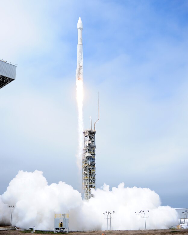 A United Launch Alliance Atlas V rocket carrying a DigitalGlobe WorldView-3 satellite successfully launches from Space Launch Complex-3 at Vandenberg Air Force Base, Aug. 13th, 2014, at 11:30 a.m. PDT. (U.S. Air Force Photo by Joe Davila/Released)
