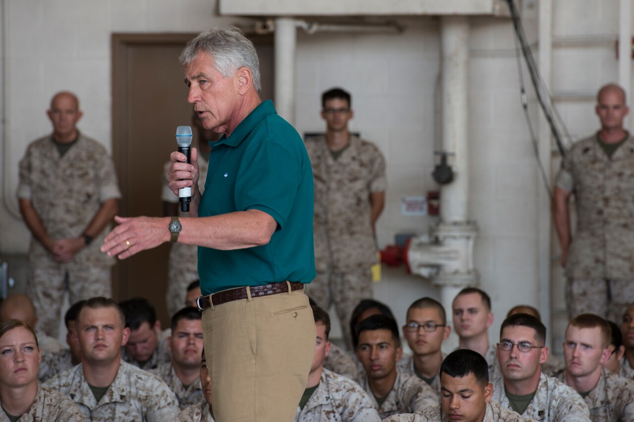 Defense Secretary Chuck Hagel speaks to Marines stationed on Camp Pendleton, Calif., Aug. 12, 2014, after returning to the United States from a trip to Germany, India and Australia. DoD photo by Navy Petty Officer 2nd Class Sean Hurt