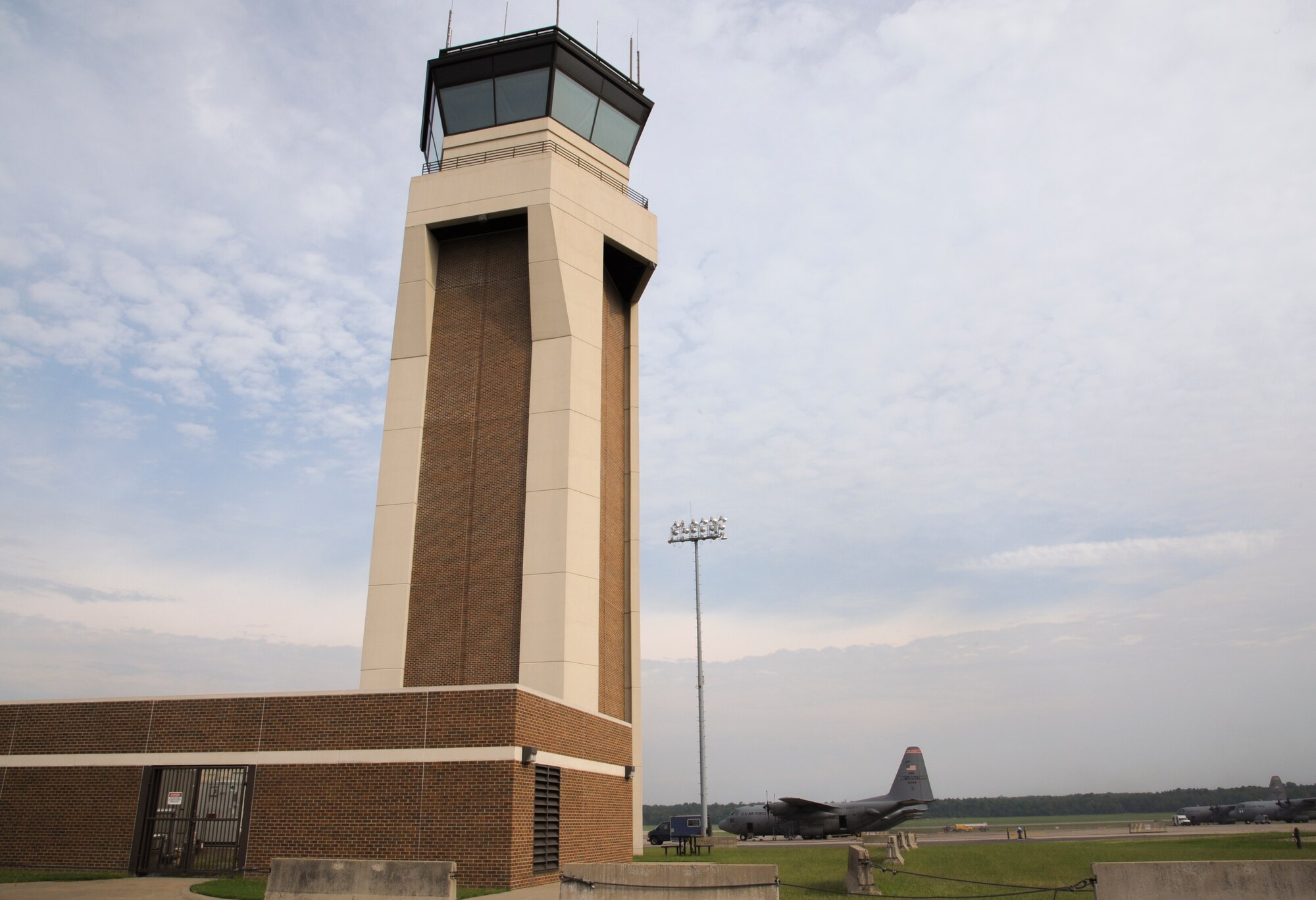The Little Rock Air Force Base control tower plays an important role in Team Little Rock’s mission of delivering premiere C-130 airlift and installation excellence. Incoming and outgoing aircraft communicate with the control tower to report their flight patterns. (U.S. Air Force photo by Airman 1st Class Mercedes Muro) 