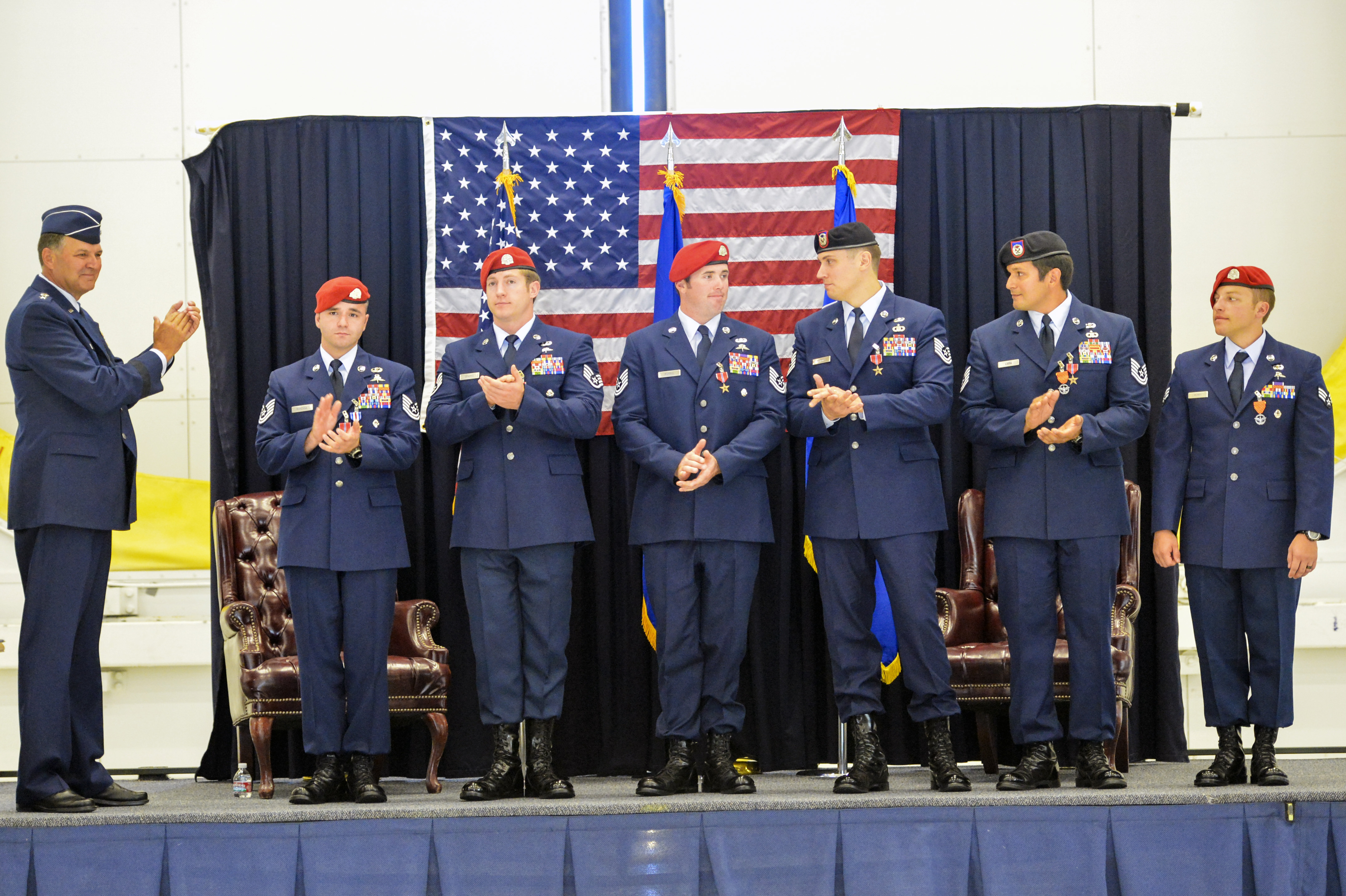 ace•US AIR FORCE•STS Silver Star awarded to 22nd STS Airman > Air Force Special