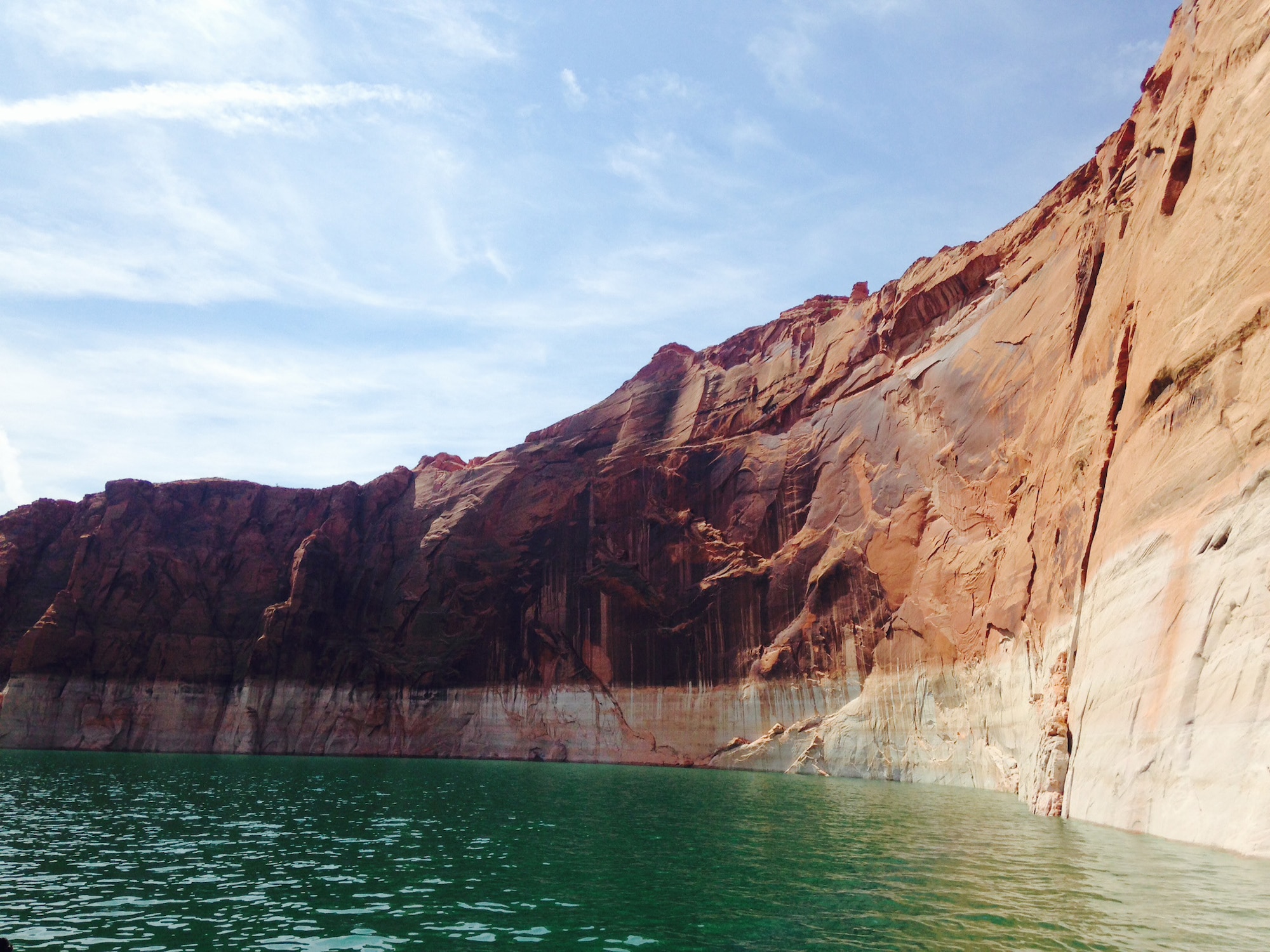 The lake’s walls are a historic record of the water levels over time. Lake Powell Resorts & Marinas Canyons Adventure boat tour included information about the lake’s history. (U.S. Air Force photo/Senior Airman Grace Lee)