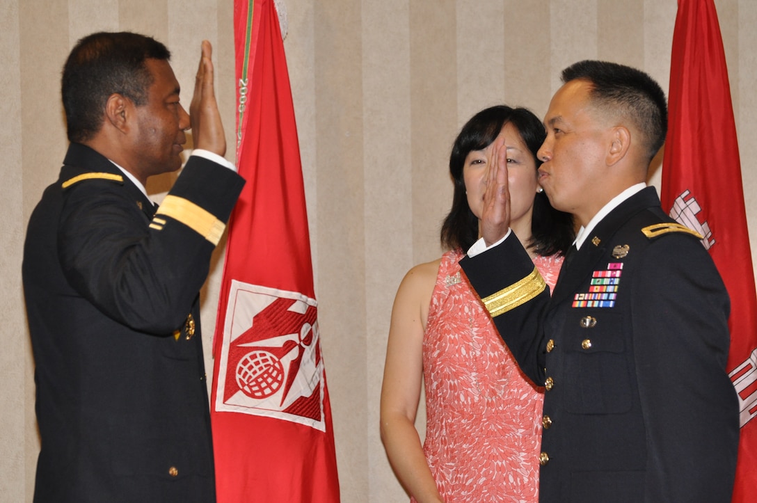 U.S. Army Corps of Engineers Commanding General and 53rd Chief of Engineers Lt. Gen. Thomas Bostick administers the Officer's Oath to South Pacific Division Commander Brig. Gen. Mark Toy at a frocking ceremony on Aug. 15 at the Eagle's Nest Clubhouse in Cypress, Calif.