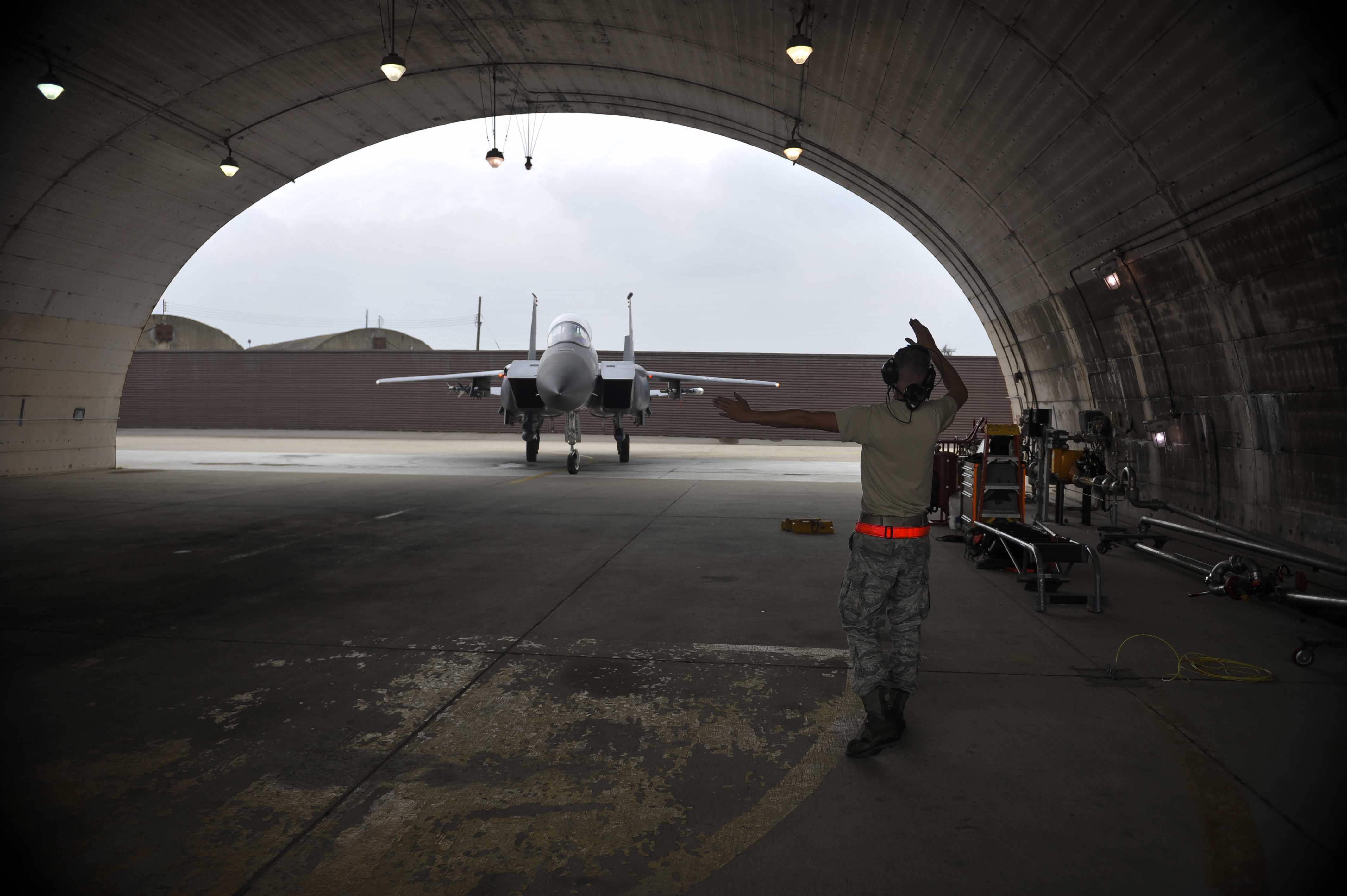 AMU provides Osan with a theater support package > Osan Air Base