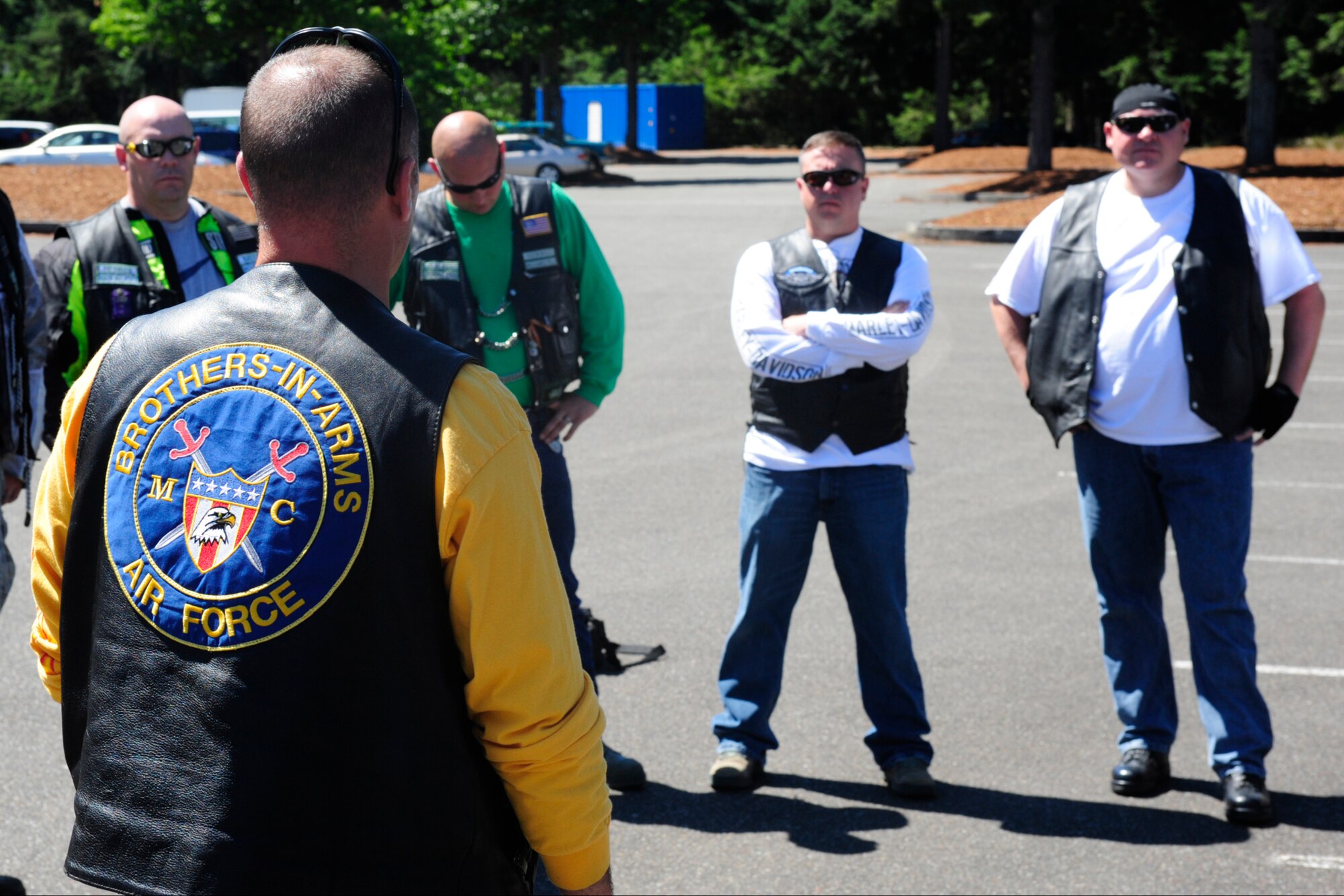 Tech. Sgt. Corey Van Antwerpen, 62nd Maintenance Squadron, crew chief instructor, briefs Team McChord motorcycle riders prior to a safety ride Aug. 1, 2014, at Joint Base Lewis-McChord, Wash. Van Antwerpen coordinated and lead the 120-mile ride through Snoqualmie falls and Orting, Wash. (U.S. Air Force photo/Staff Sgt. Rebecca Roa-Griffith) 
