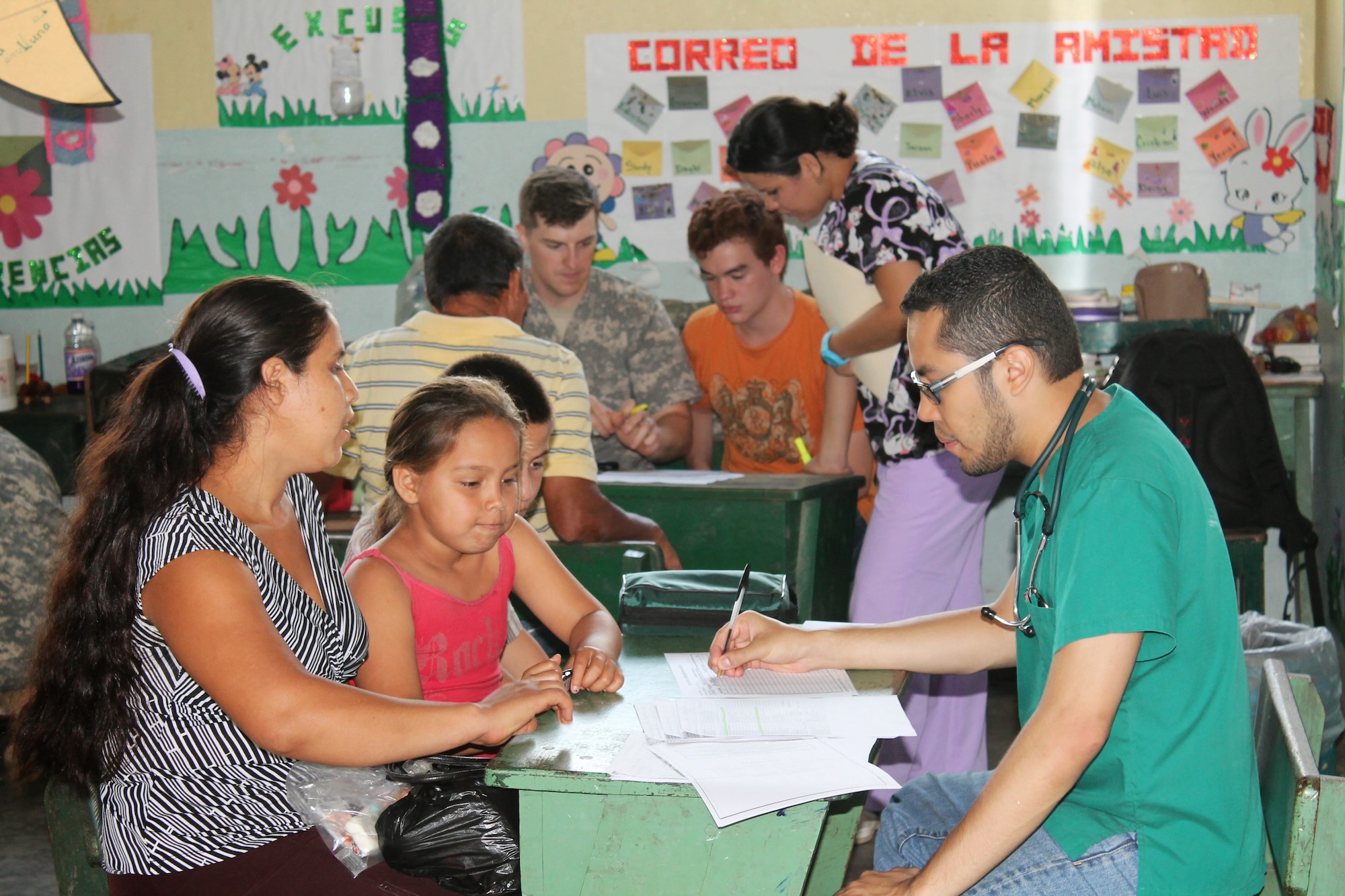 Joint Task Force -Bravo's Medical Element (MEDEL), with support from JTF-Bravo Joint Security Forces and Army Forces Battalion, partnered with the Honduran Ministry of Health and the Honduran military to provide medical care to more than 1,400 people and performed 11 surgeries over three days in the Department of Santa Barbara, Honduras during a Medical Readiness Training Exercise (MEDRETE) and Mobile Surgical Team (MST), Aug. 11-15, 2014.  Joint Task Force-Bravo has been conducting medical readiness training exercises since Oct. 1993. They have treated more than 349,000 medical patients, 69,000 dental patients and 14,400 surgical patients throughout Central America.  (Courtesy Photo)