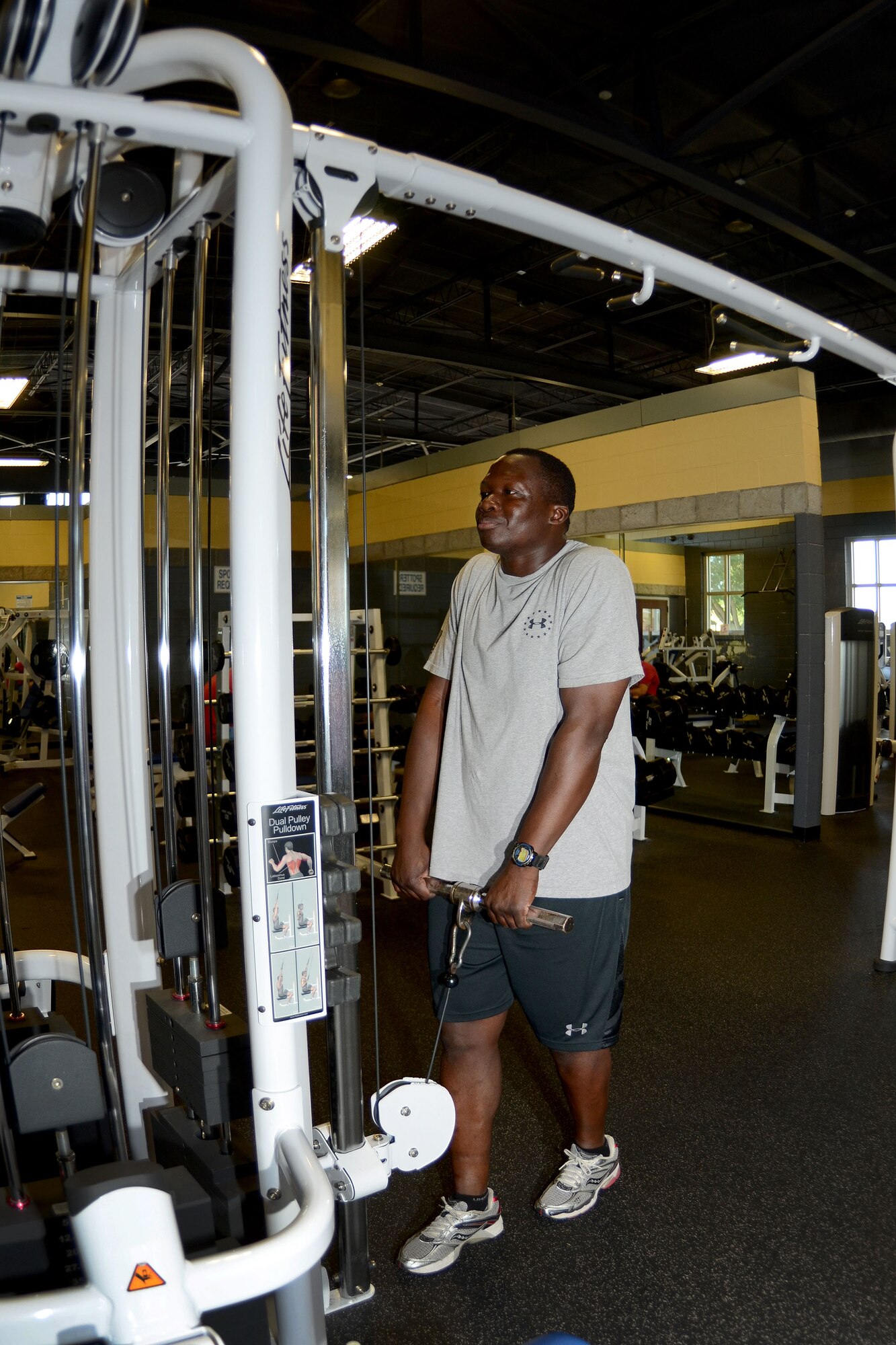 U.S. Air Force Staff Sgt. Christopher Hunter, 169th Maintenance Squadron Phase mechanic at McEntire Joint National Guard Base, South Carolina Air National Guard, remains fit to fight in the base gym, August 26, 2014.  (U.S. Air National Guard photo by Tech. Sgt. Caycee Watson/Released)