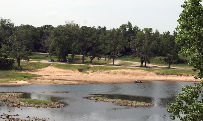 The U.S. Army Corps of Engineers, Tulsa District announces winter campground operations for Lake Texoma to take effect October 1, 2014. These seasonal closures align with the Corps of Engineers’ efforts to manage recreation resources efficiently while minimizing negative impacts to visitors.  
                  