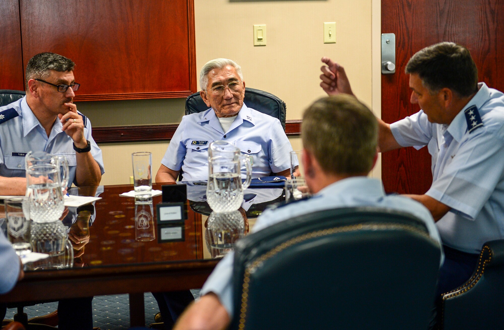 Lt. Gen. Brad Heithold, Air Force Special Operations Command commander, briefs Gen. Juniti Saito, Brazilian Air Force commander, during an office call at AFSOC Headquarters, Hurlburt Field, Fla., Aug. 22, 2014. Saito is a participant of the Air Force Chief of Staff Counterpart Program, which helps build, sustain and expand relationships with other nations. (U.S. Air Force photo/Airman 1st Class Jeff Parkinson)