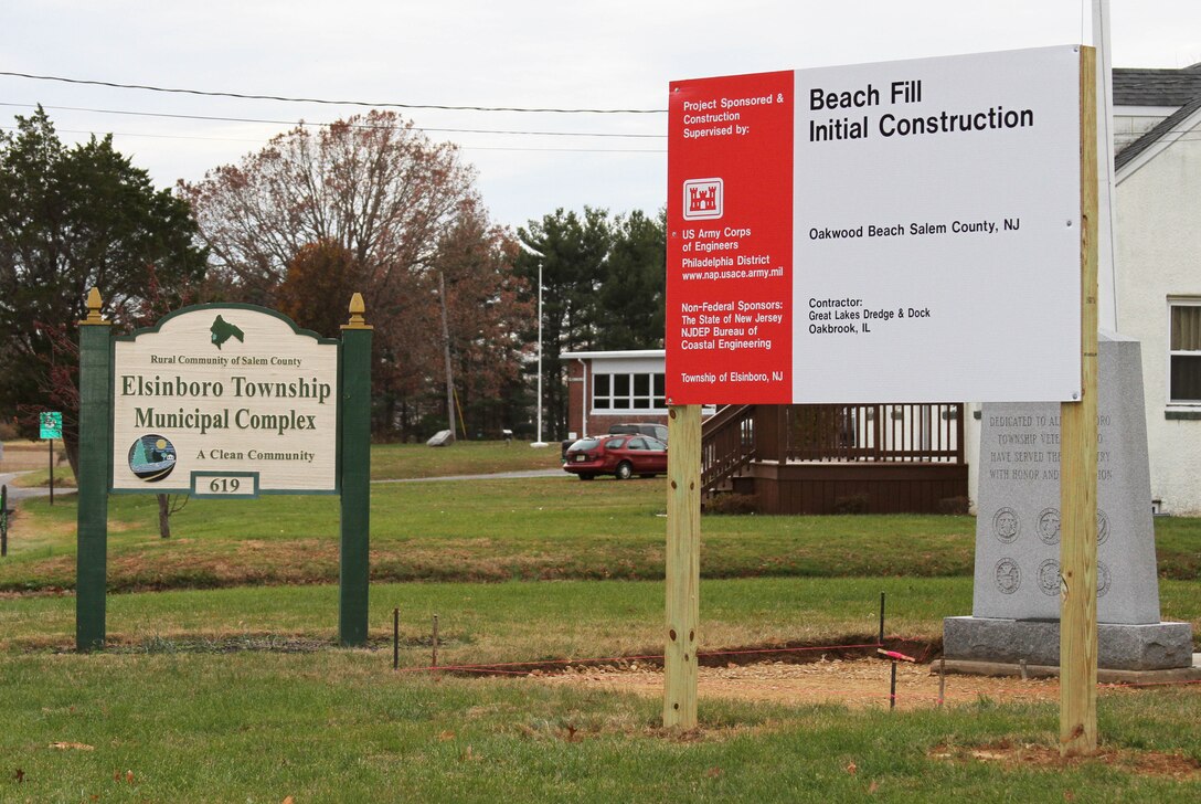 The U.S. Army Corps of Engineers and its contractor Great Lakes Dredge & Dock Company construct a berm system at Oakwood Beach, N.J in December of 2014. The project involves pumping approximately 350,000 cubic yards of sand from the Delaware onto the beach. Work is designed to reduce damages from future storm events and was funded through the Hurricane Sandy Relief Bill (PL 113-2).