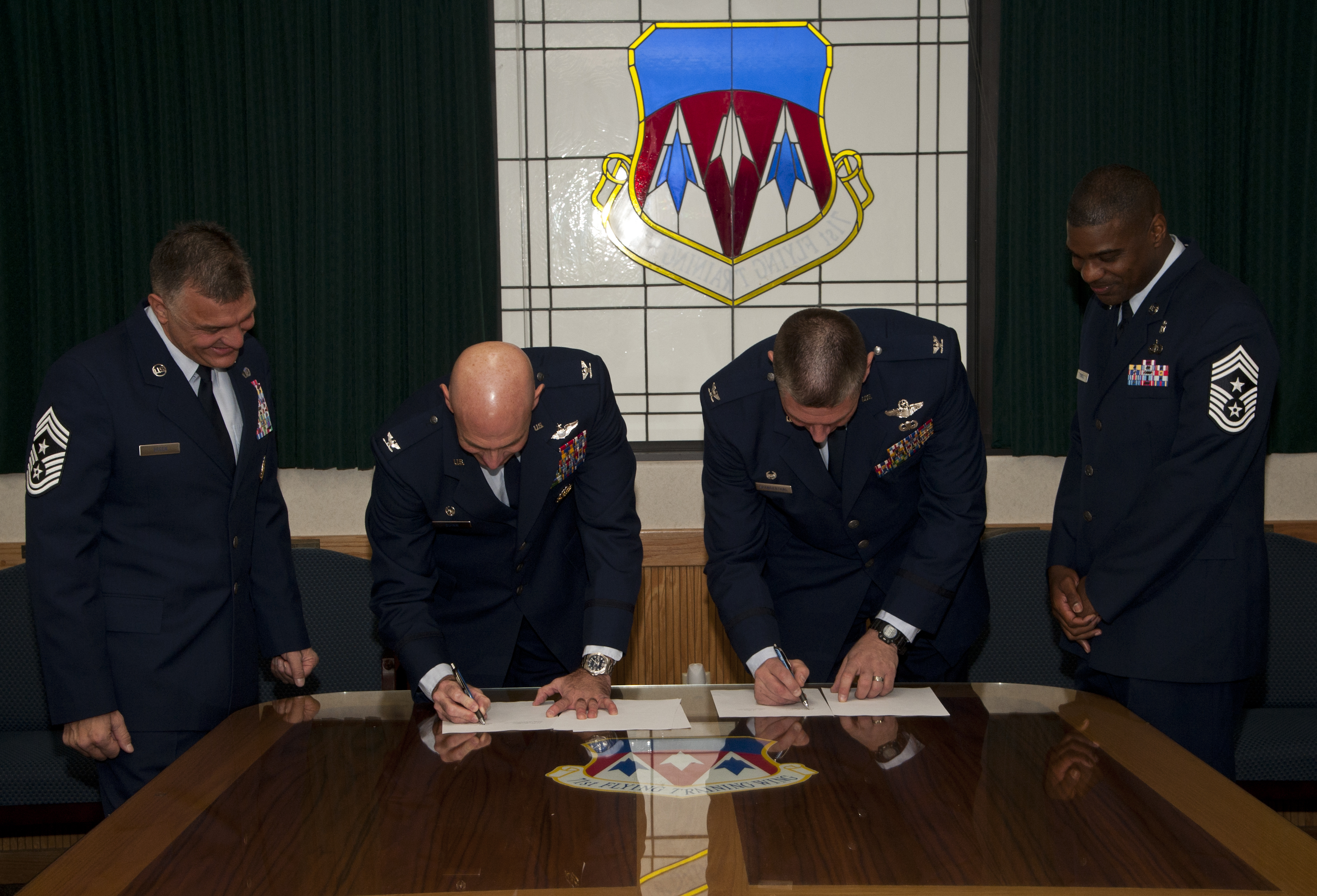 Vance signs agreement with Altus AFB to host ALS > Altus Air Force Base > Article Display