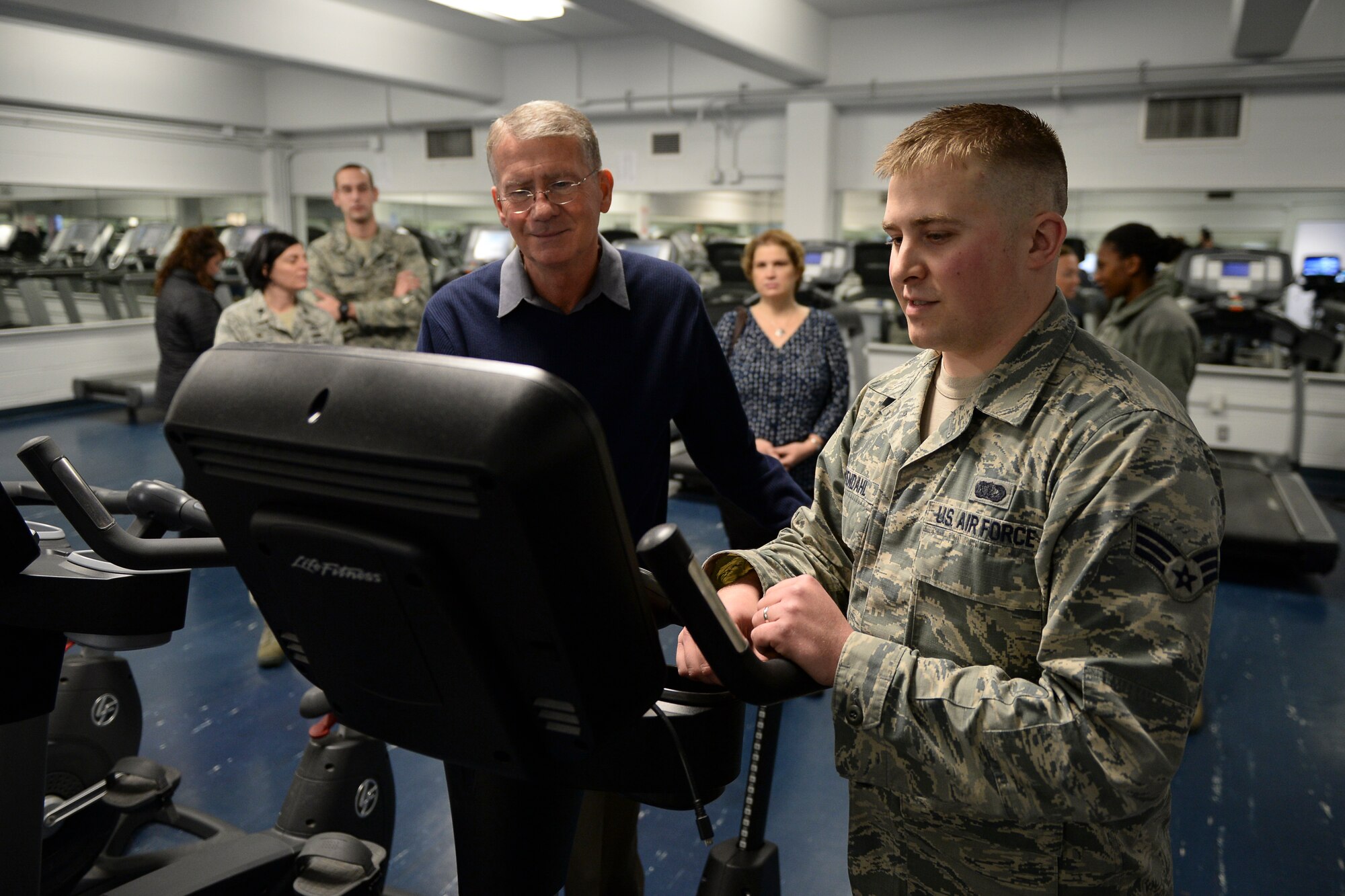 Retired U.S. Air Force Maj. Gen. David Robinson, the husband of Pacific Air
Forces Commander Gen. Lori Robinson, receives a Baker Field House tour from
Senior Airman Scott Rosendahl, Dec. 4, 2014, at Eielson Air Force Base,
Alaska. Robinson visited with Airmen and families and saw first-hand how
Eielson Airmen executed the Air Force mission while on a base visit with
General Robinson and Chief Master Sgt. Buddy Hutchison, Pacific Air Forces
command chief master sergeant. (U.S. Air Force photo by Senior Airman Peter
Reft/Released)
