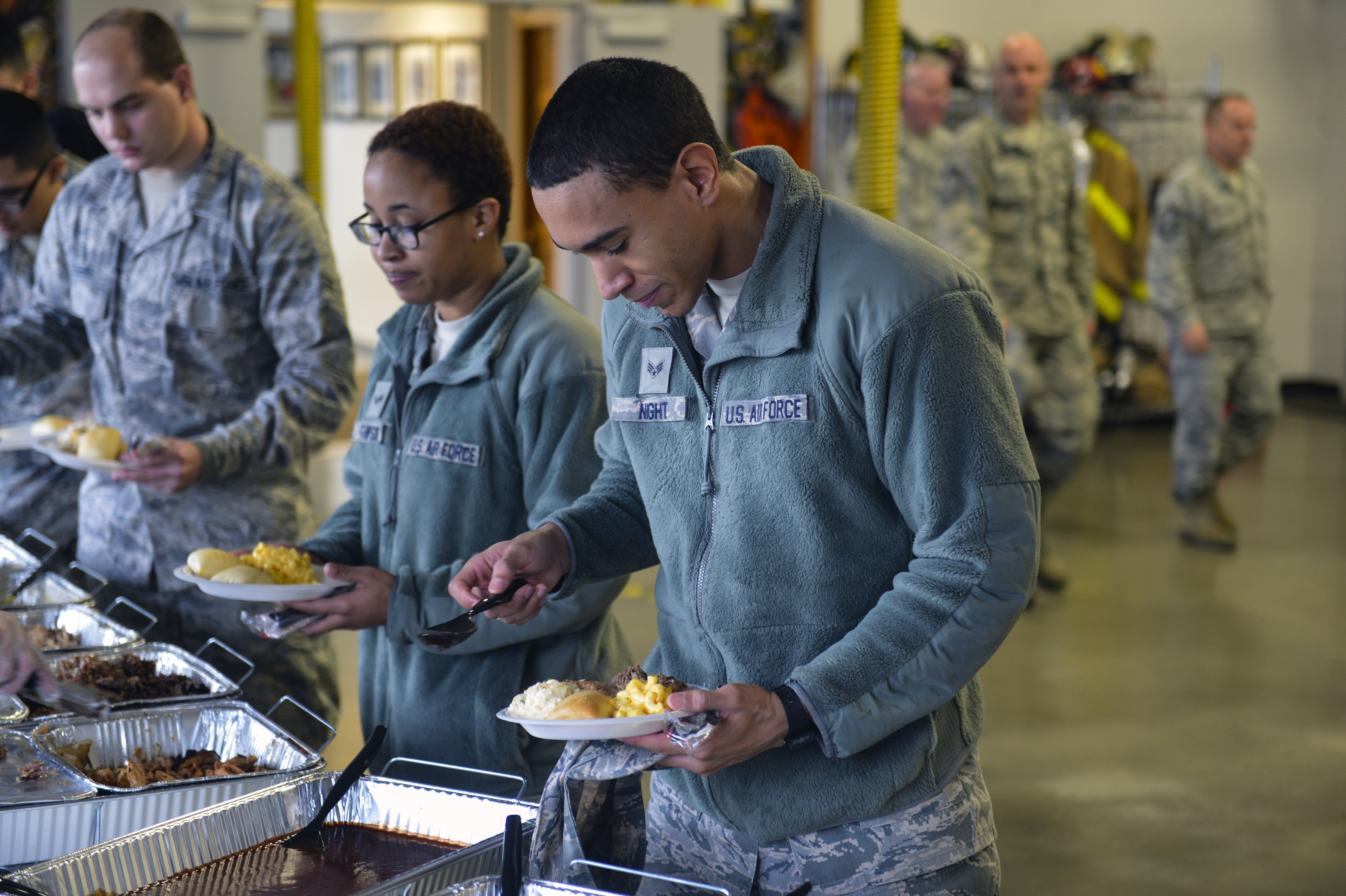 mcchord air force base restaurants
