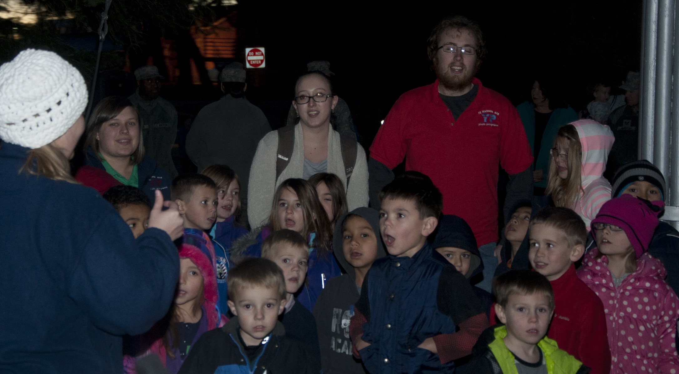 Warren begins holiday season with tree lighting > F.E. Warren Air Force