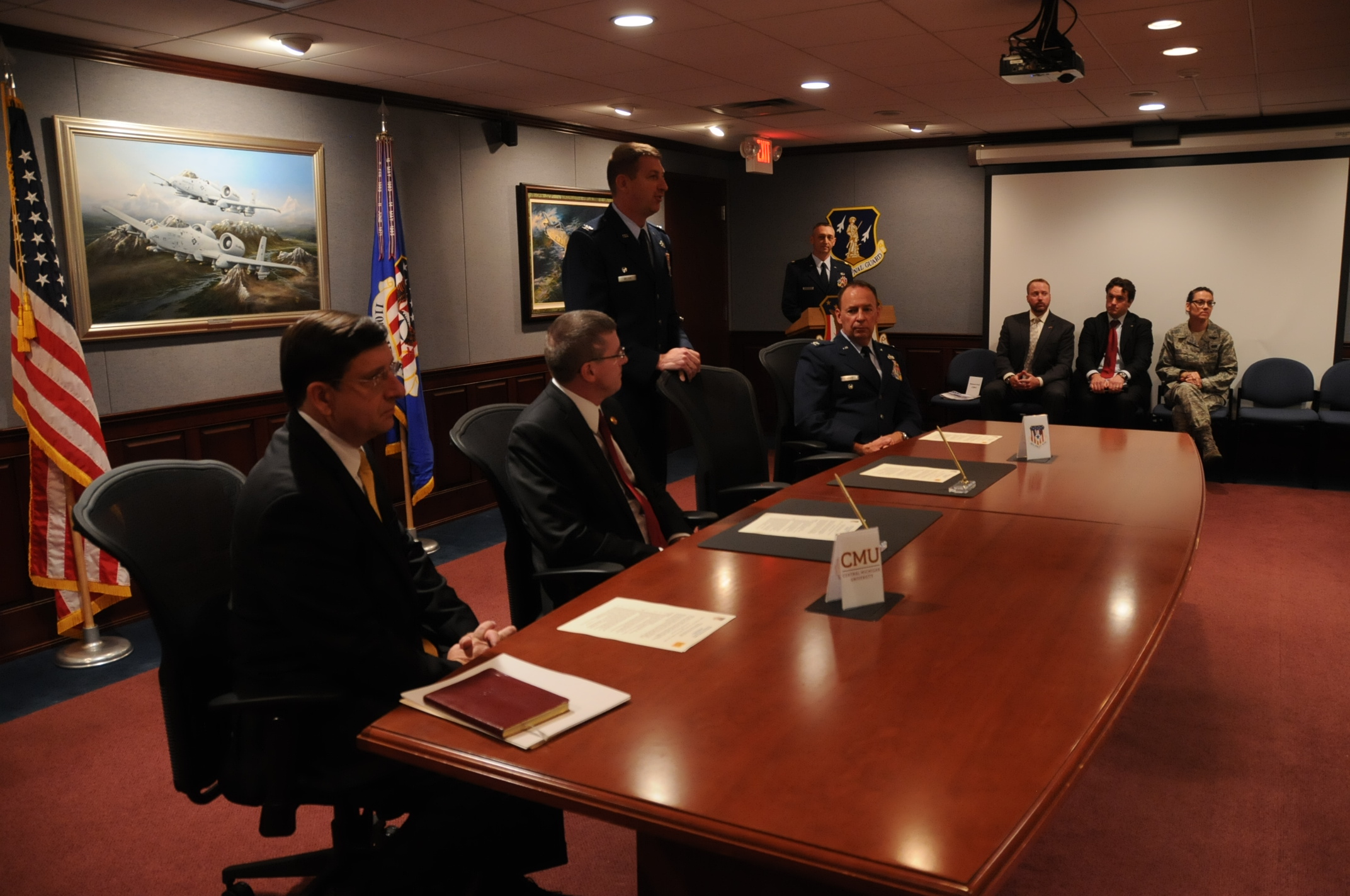 Central Michigan University Signs Agreement With Battle Creek Air