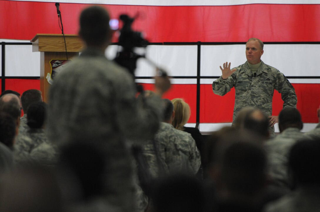 Chief Master Sgt. of the Air Force James A. Cody holds an Airmen's Call while visiting the 934th Airlift Wing, Minneapolis, Minn., Nov.1, 2014.  In addition to sharing remarks, Chief Cody opened the floor up for questions where he was able to address the concerns of Airmen.  (U.S. Air National Guard photo by Master Sgt. Ralph J. Kapustka) 

