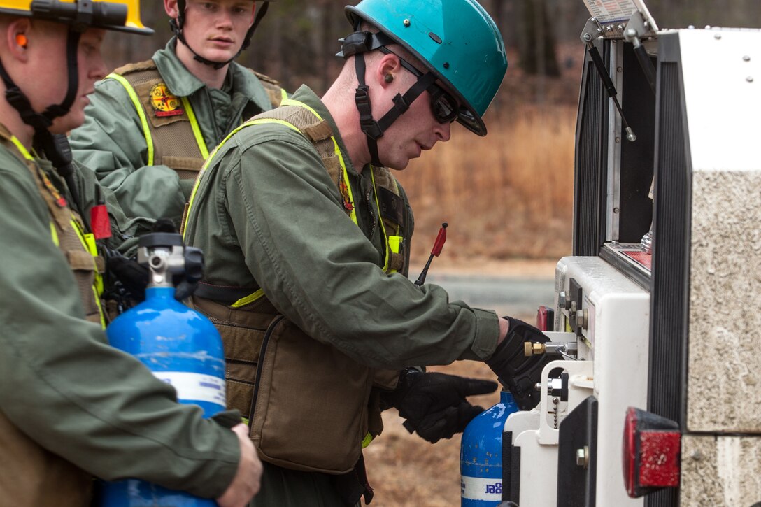 Marines and Sailors with the Chemical Biological Incident Response Force, II Marine Expeditionary Force put their training to use during Exercise Sudden Response aboard Marine Corps Base Quantico on Friday, December 5. Exercise Sudden Response is a Joint Task Force Civil Support exercise designed to challenge the combined forces with multiple scenarios, which could be encountered during a chemical, biological, radiological, nuclear or high-yield explosive incident. CBIRF trained along side the 911th Technical Rescue Engineer Company, the 89th Chemical Company, 3rd Armored Cavalry Regiment, and the 720th Military Police Battalion. CBIRF is prepared to respond, with minimal warning, to any CBRNE event in order to assist local, state, or federal agencies and the geographic combatant commanders in the conduct of CBRNE response or consequence management operations. (Official Marine Corps Photo by Sgt. Kuande L. Hall/RELEASED).
