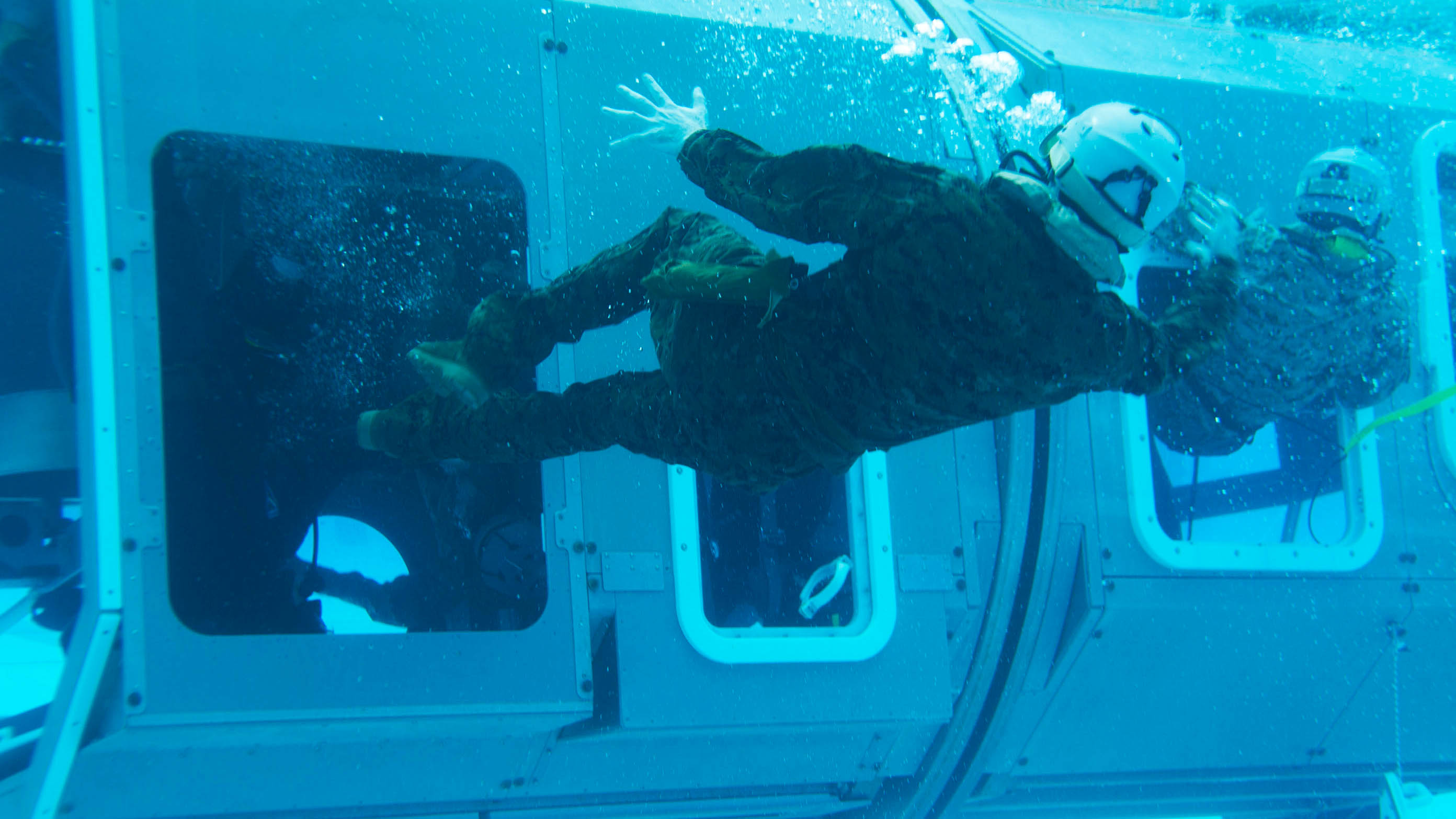 Ditching Ditching Ditching Marines Complete Underwater Egress Training United States Marine Corps Flagship News Display