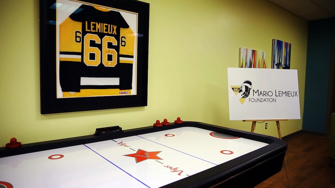 Austin’s Playroom opened at the Naval Hospital Camp Pendleton Jan. 29 and is fully accessible to anyone in the hospital. The playroom is for children to feel at home while in the hospital environment. The Mario Lemieux Foundation is the driving force behind the playrooms and the playroom at naval hospital marks the second such room on a military installation and the 29th overall.