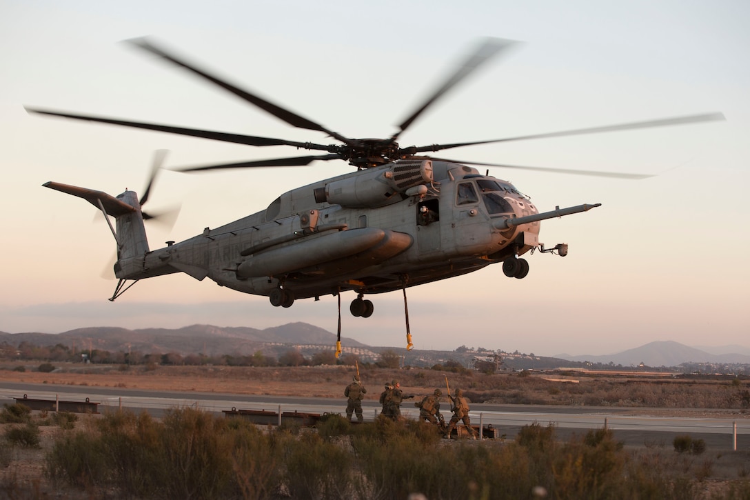 VMM-163 performs heavy lifting with CLB-11