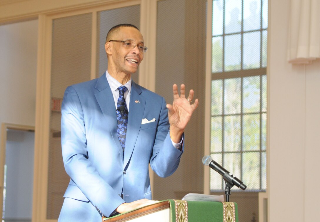 Will Gunn, general counsel to the Department of Veterans Affairs, speaks about Dr. Martin Luther King Jr.’s life of service at Marine Corps Base Quantico’s Martin Luther King Day observance at the Marine Memorial Chapel on Jan. 30, 2014.