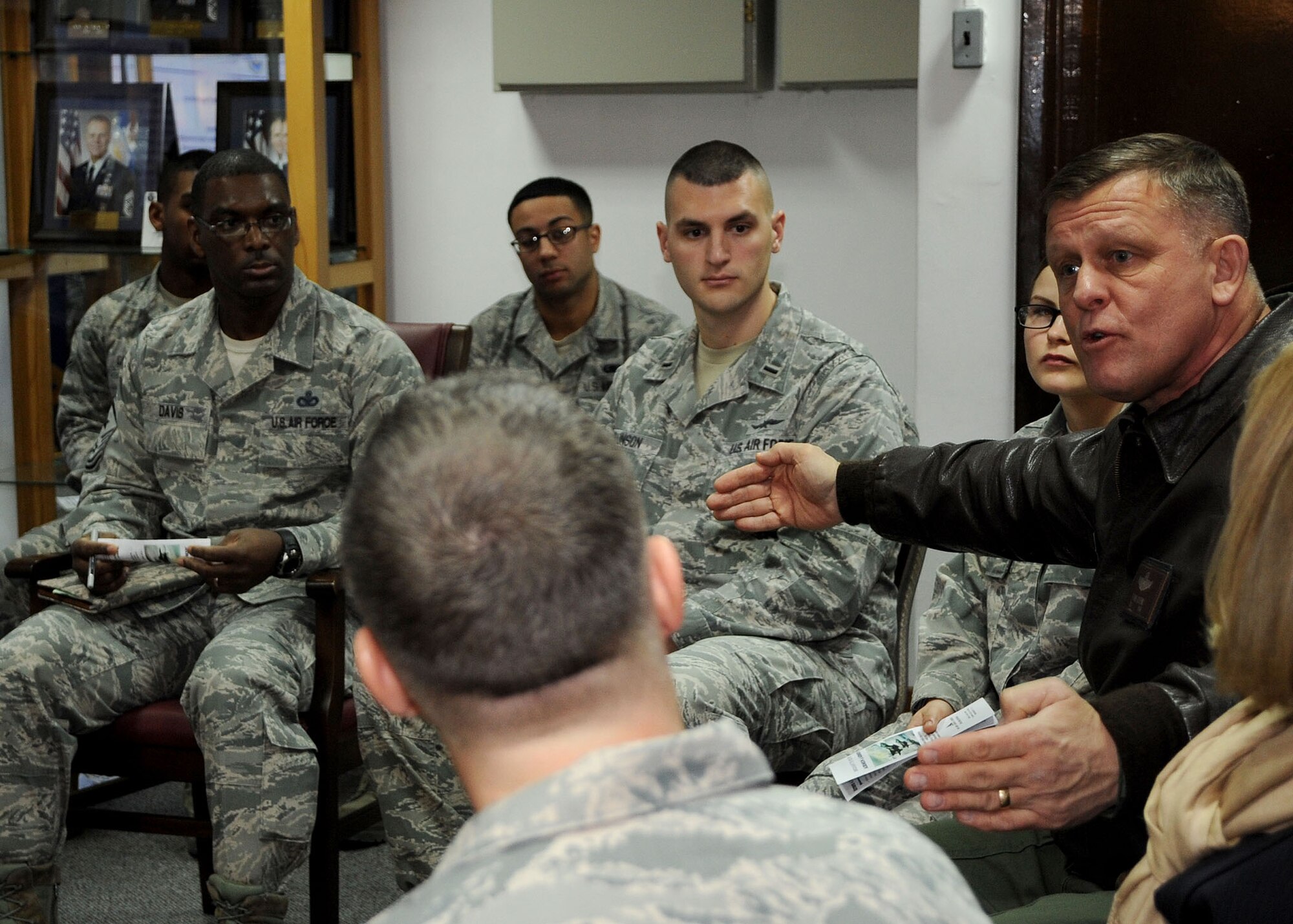 INCIRLIK AIR BASE, Turkey – The U.S. Air Forces in Europe and Air Forces Africa commander Gen. Frank Gorenc, sits with Airmen from the 39th Air Base Wing at Incirlik Air Base for a round table discussion Feb. 4, 2014. The conversation gave the Airmen an opportunity to discuss firsthand experience being involved with the USAFE-AFAFRICA motto: “Forward, Ready, Now” as well as the “Step Up, Step In” campaign. (U.S. Air Force photo by Staff Sgt. Veronica Pierce/Released)
